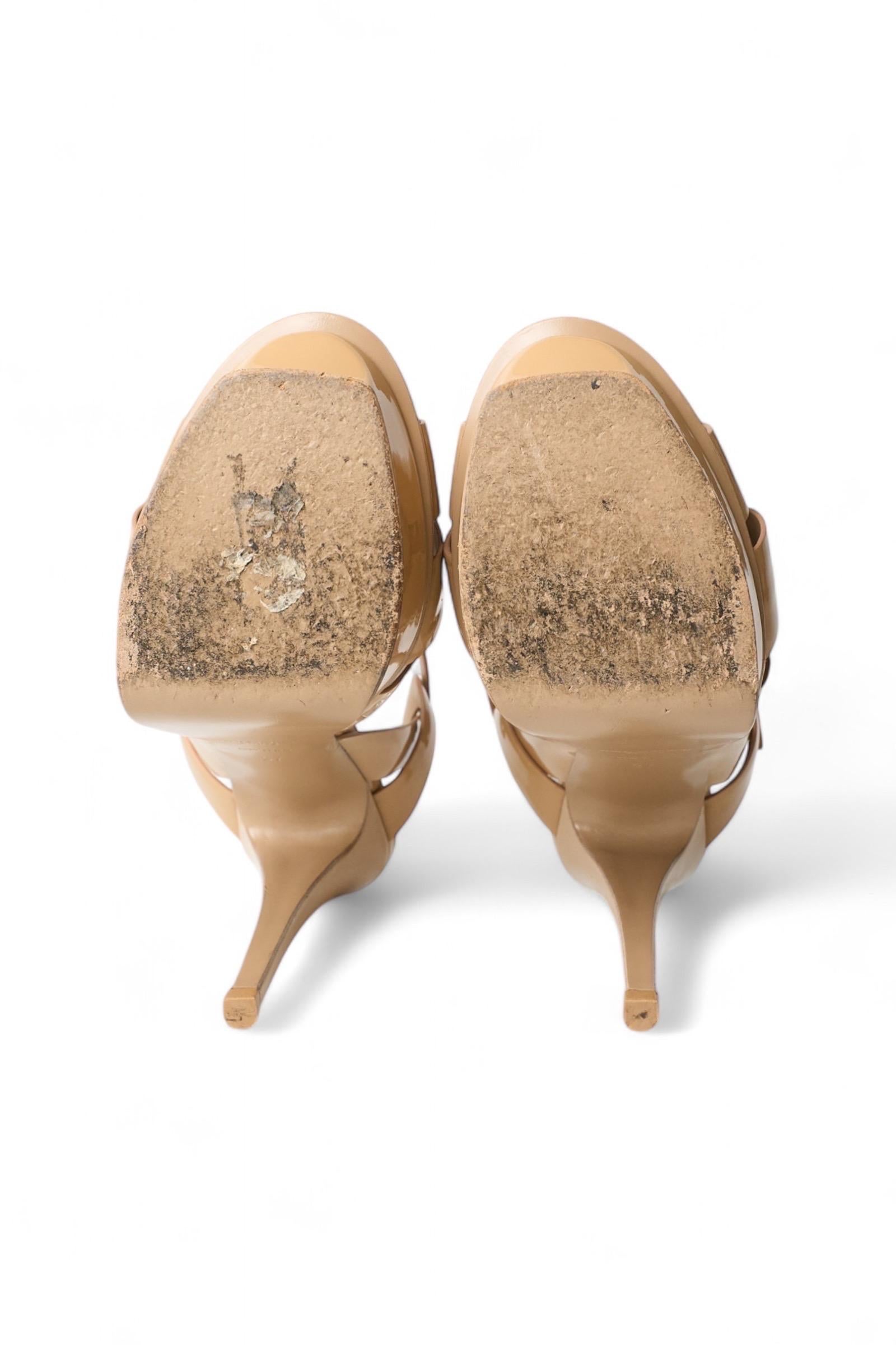 Saint Lurent Sandalo Tribute Vernice beige en vente 7
