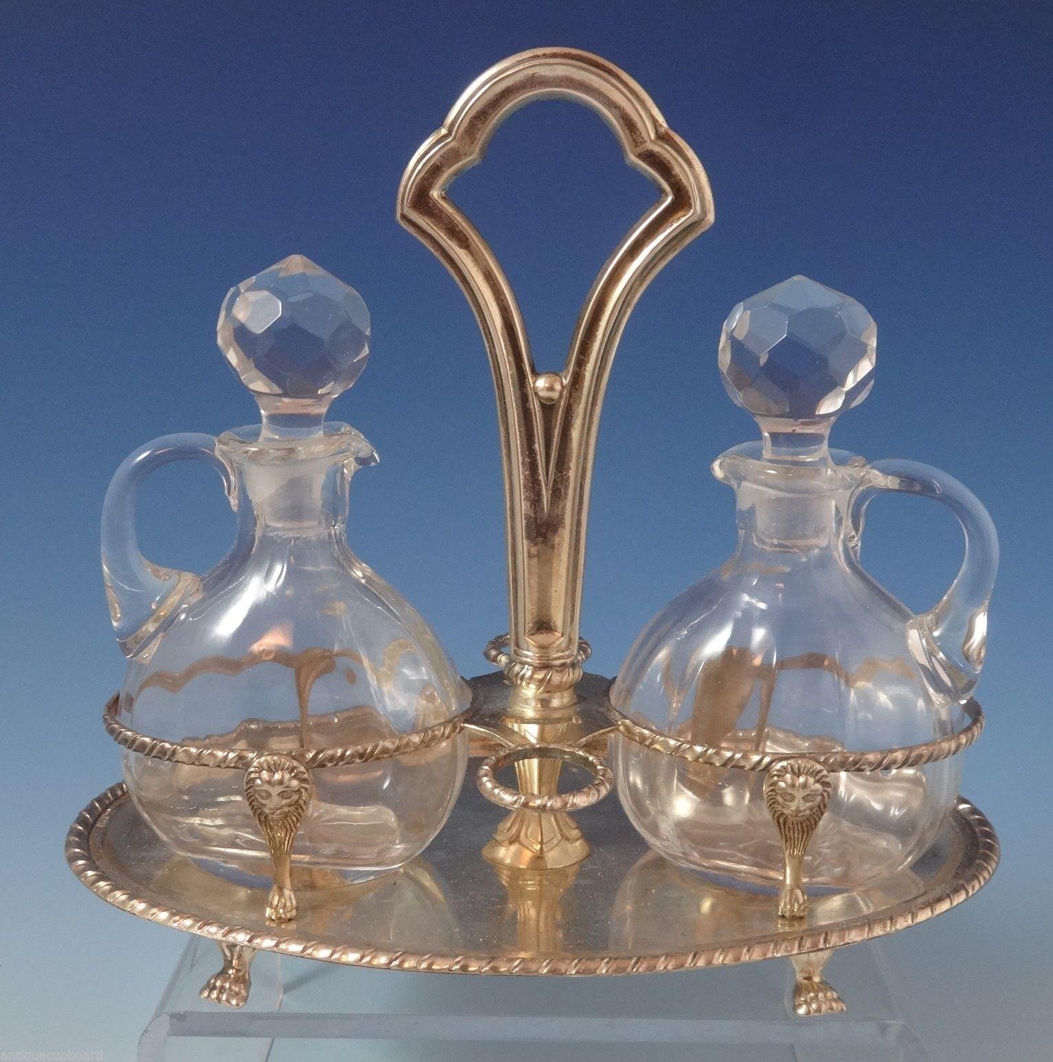 Saint Mark / San Marco by Zarmella Argenti

Marvelous Saint Mark / San Marco by Zarmella Argenti (did work for Buccellati) cruet set. The tray is made of .800 silver, and it includes two crystal/glass bottles with stoppers. The tray measures 8 x 4