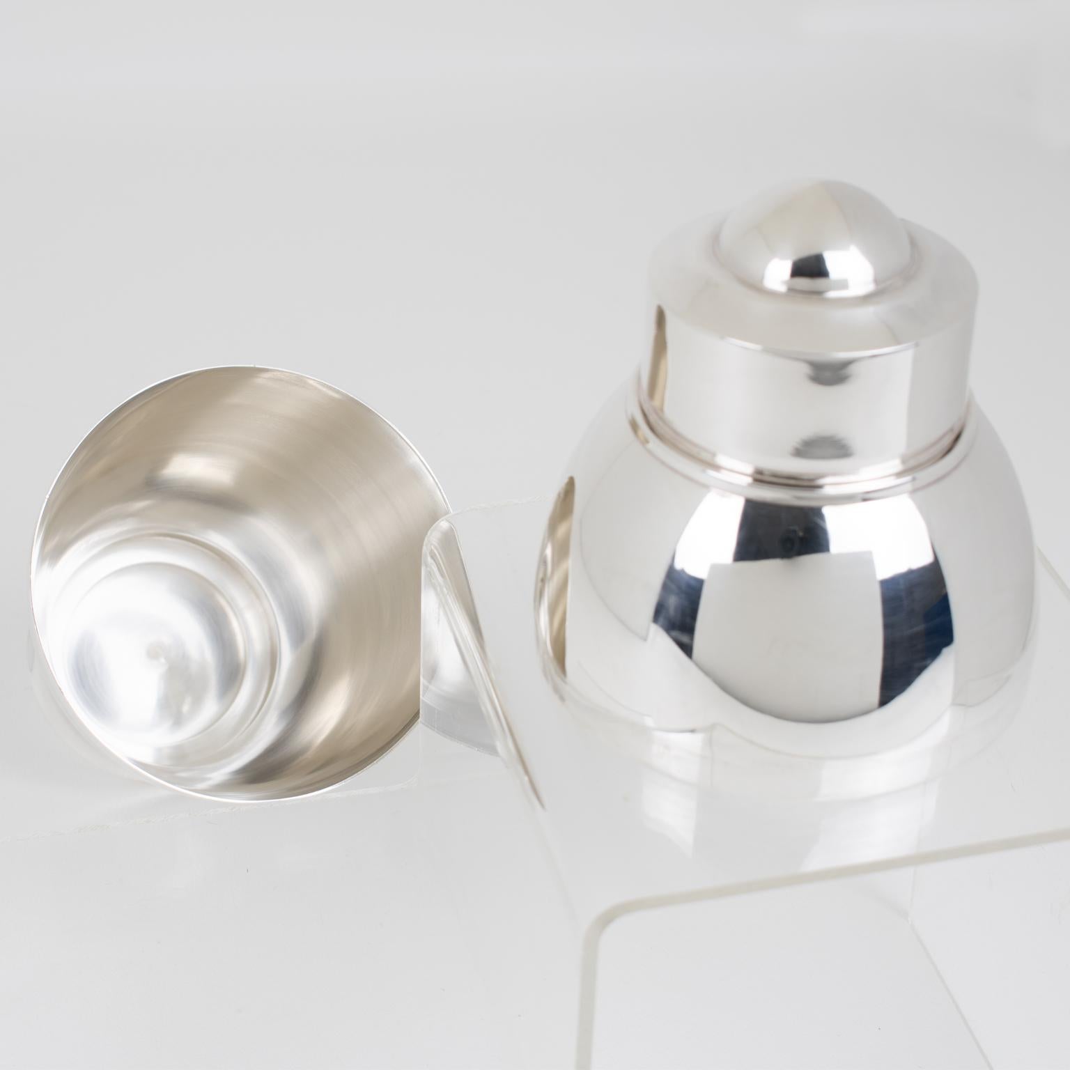 Coctelera y copas de un solo trago en plata Art Déco Saint Medard en venta 3