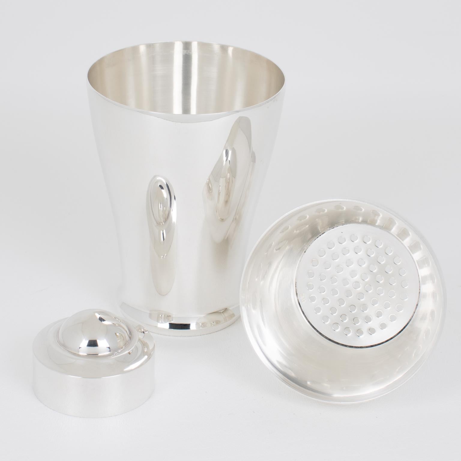 Coctelera y copas de un solo trago en plata Art Déco Saint Medard en venta 2