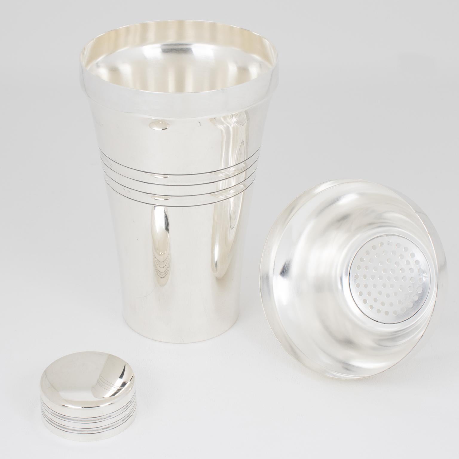 Saint Medard Le Chardon, Art Deco Silver Plate Cocktail Shaker, circa 1940 For Sale 2