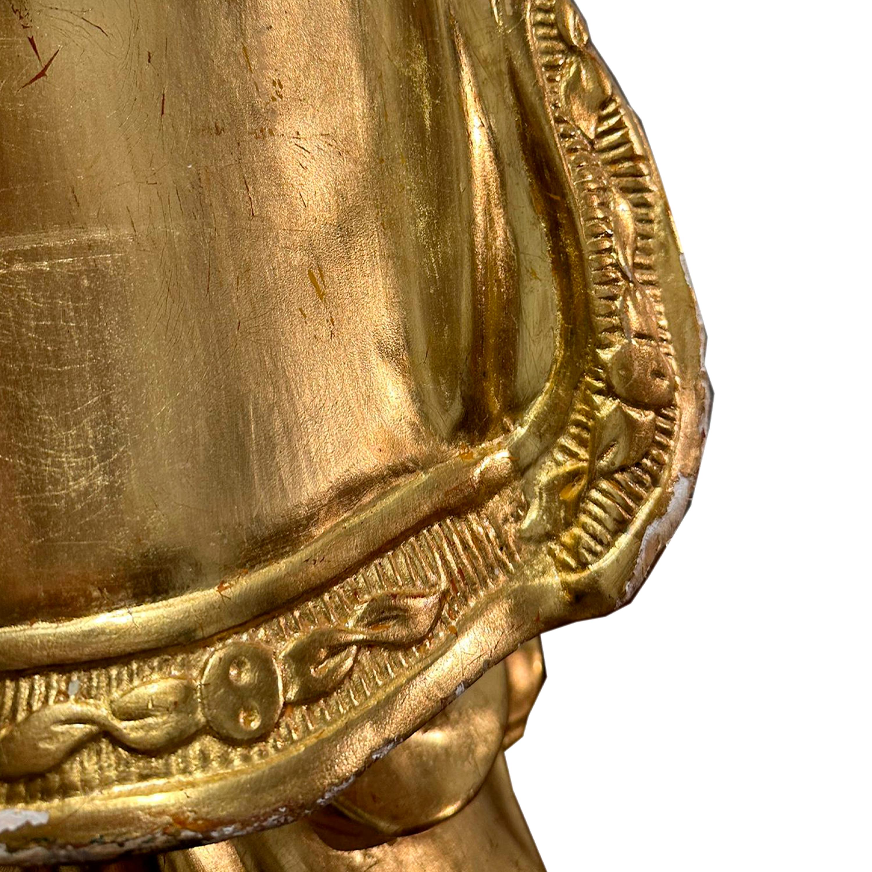 Sculpture sculptée à la main de Saint Nicolas de Bari avec feuille d'or, France, 19ème siècle en vente 2