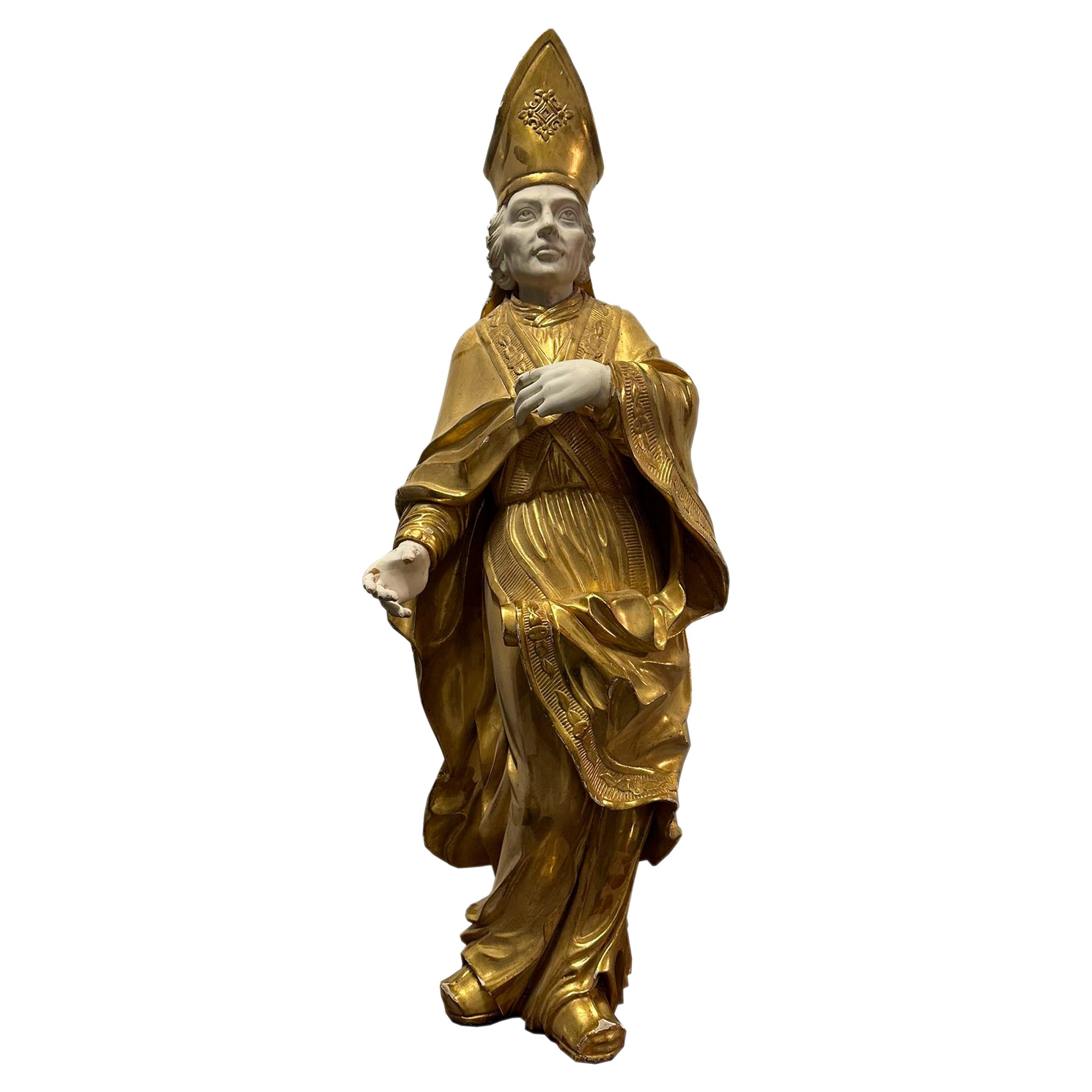 Handgeschnitzte Skulptur des Heiligen Nikolaus von Bari mit Blattgold, Frankreich, 19. Jahrhundert