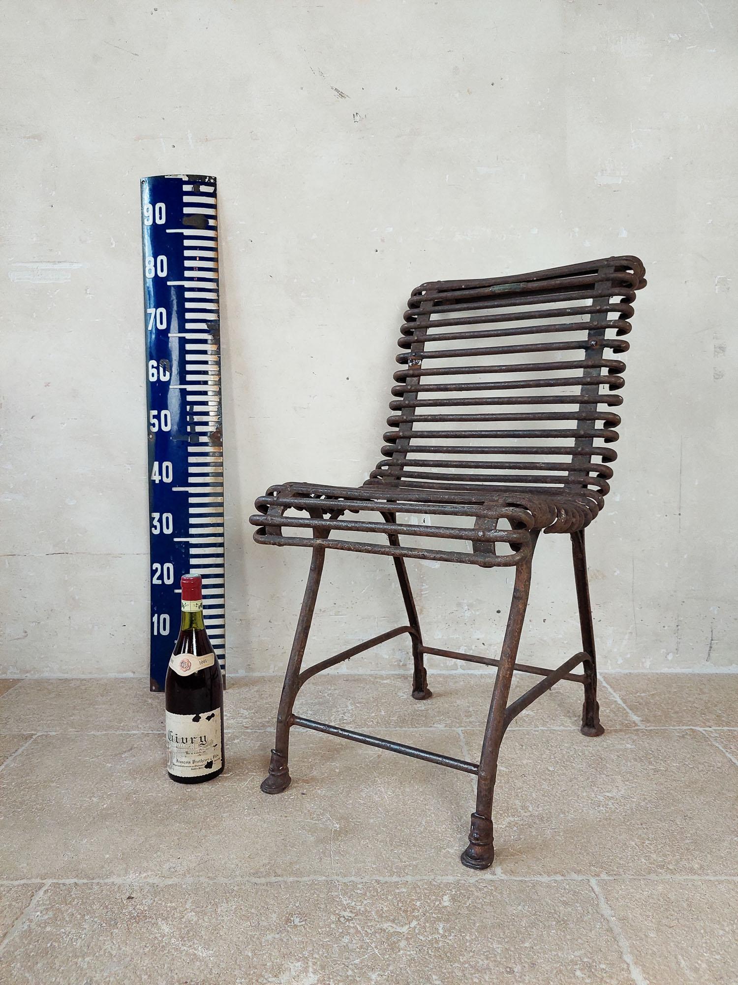Début du 20ème siècle Chaise de jardin Saint Sauveur d'Arras, années 1910 en vente