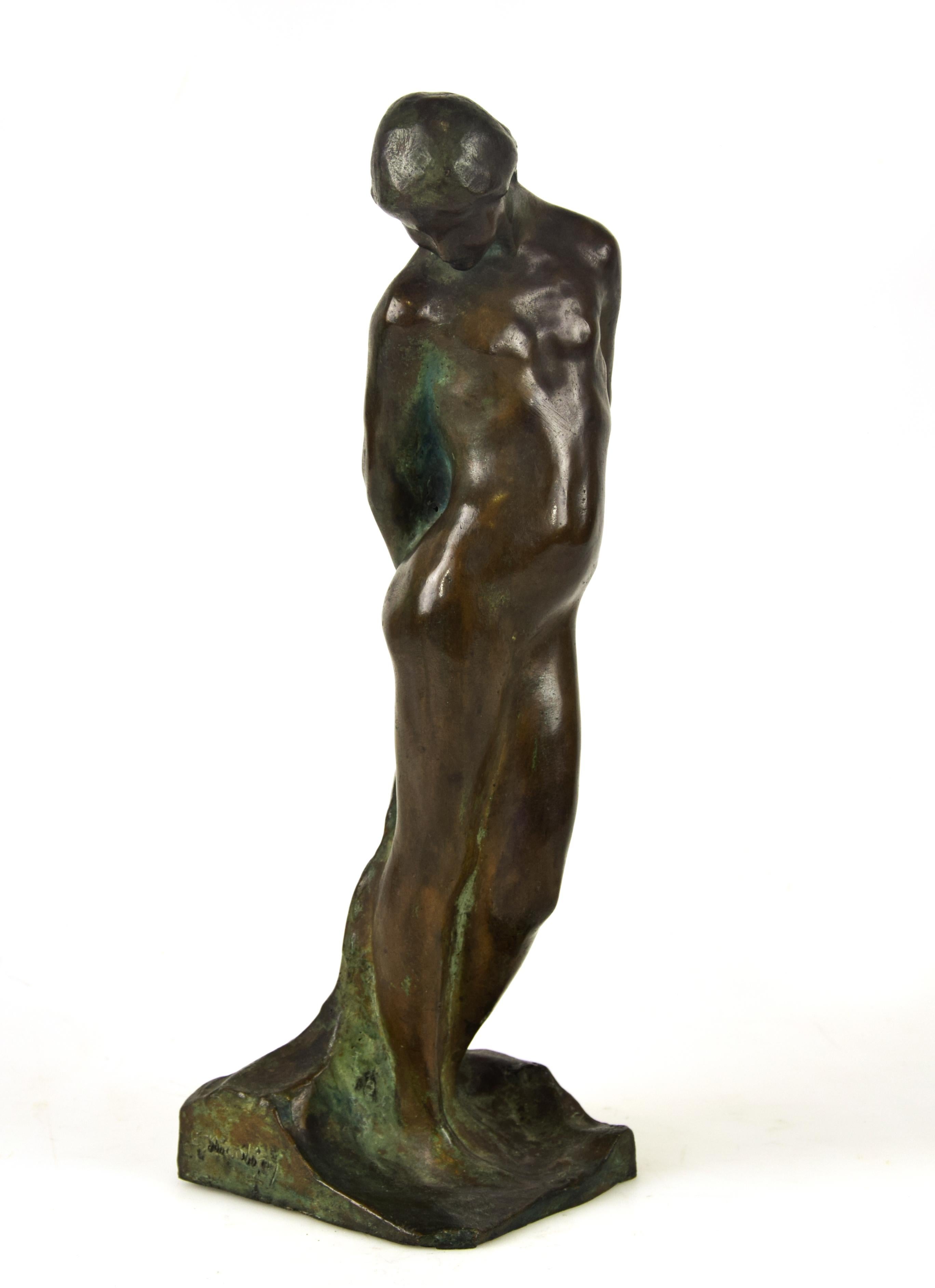 Saint Sebastian is an original bronze sculpture realized by Giovanni Nicolini (1872-1956) in the 1950s.

Beautiful bronze sculpture representing the Saint Sebastian.

Signed on base.

This object is shipped from Italy. Under existing