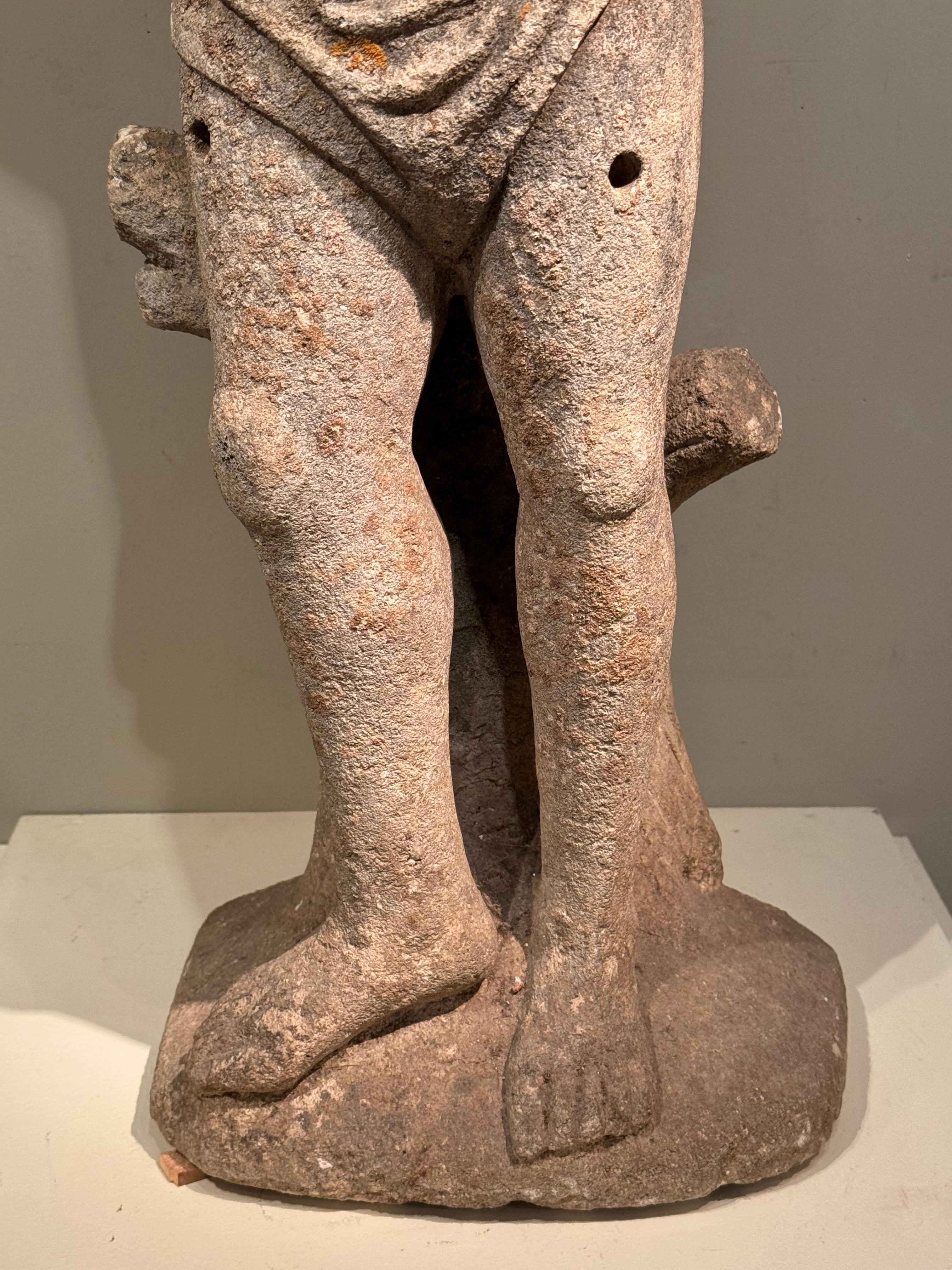 Saint Sebastian, Stein, Frankreich, spätes 15. Jahrhundert. im Zustand „Relativ gut“ in PARIS, FR
