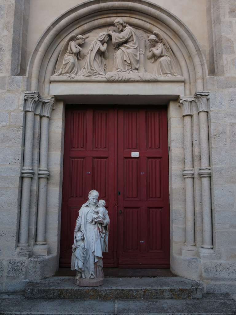 Statua Vincent de Paul in terracotta XX secolo in vendita 1