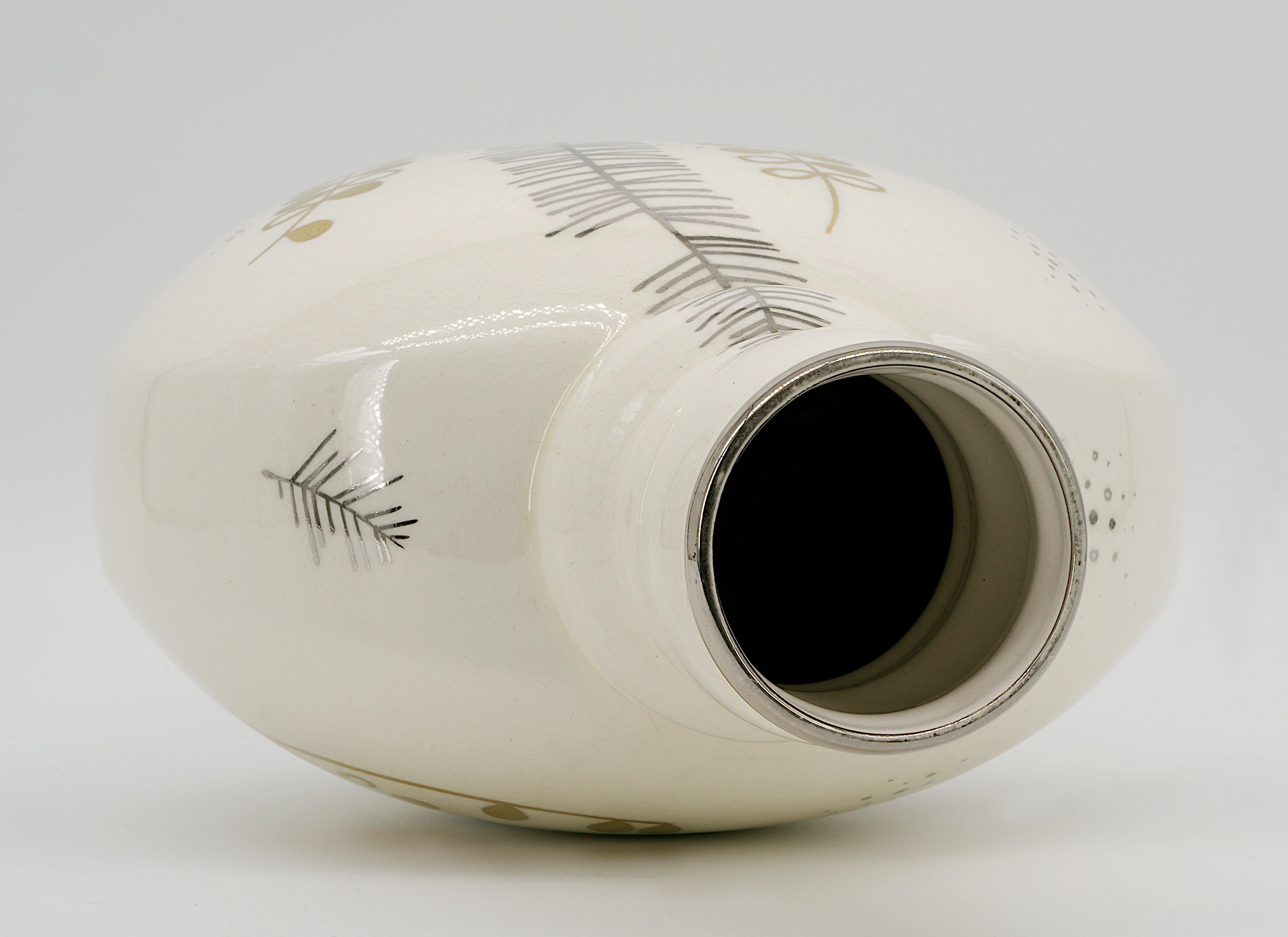 Milieu du XXe siècle Vase Art Déco français de Sainte-Radegonde, années 1930 en vente