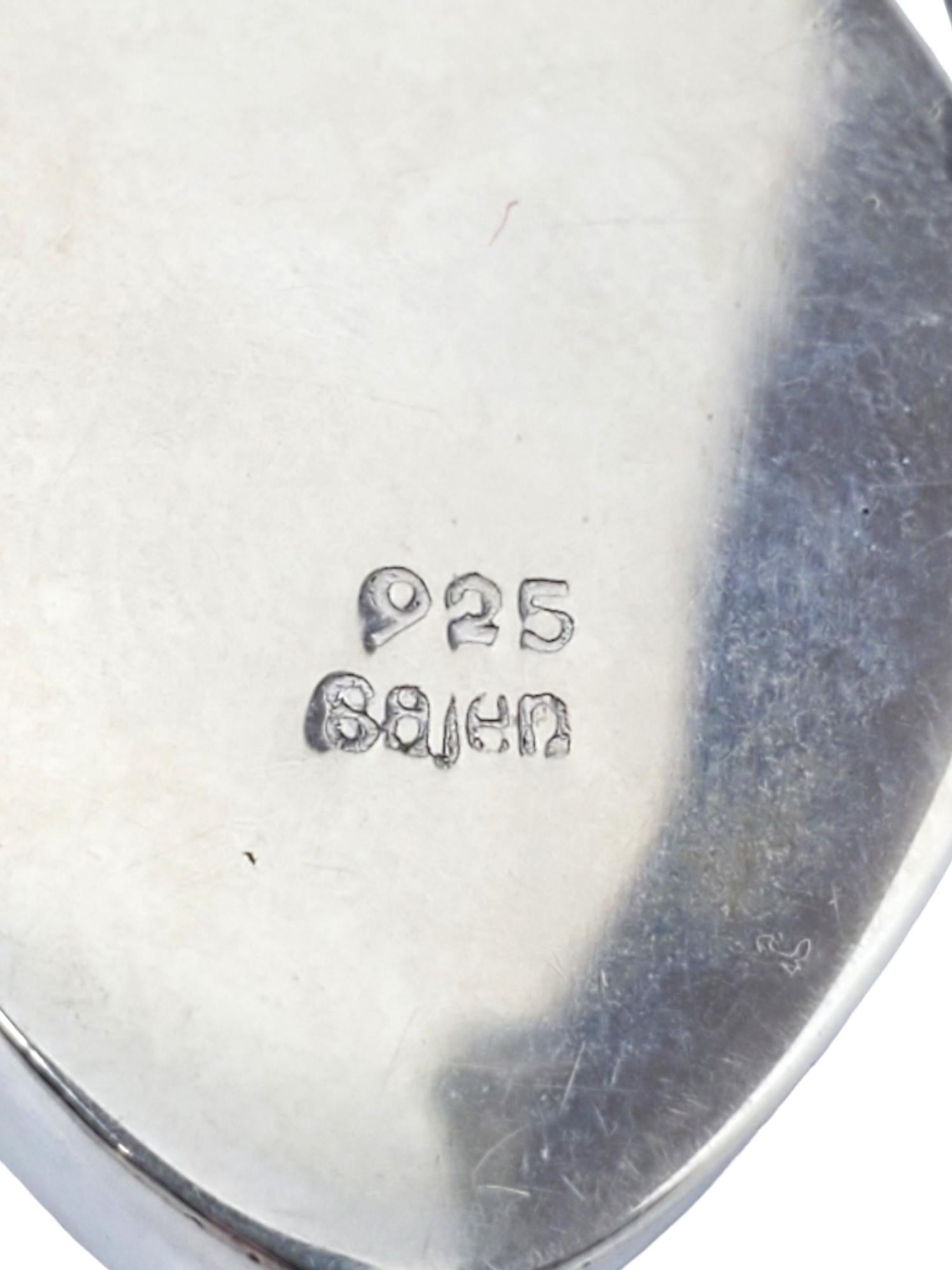 SAJEN Ciondolo a forma di dea intagliata in argento sterling #17560 in vendita 2