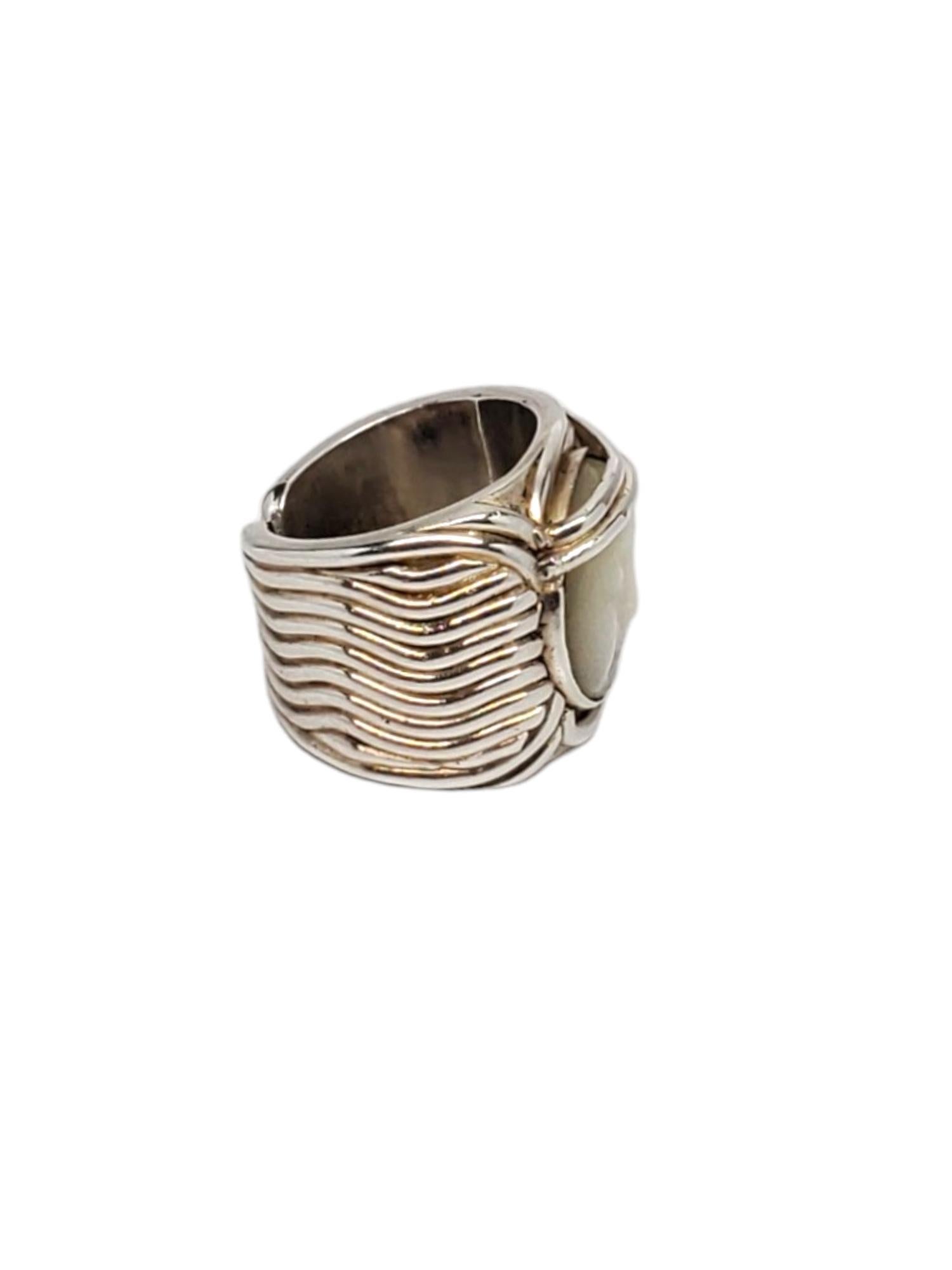 SAJEN Sterling Silver Carved Moon Face Ring Size 5.5 #17548 In Good Condition In Washington Depot, CT