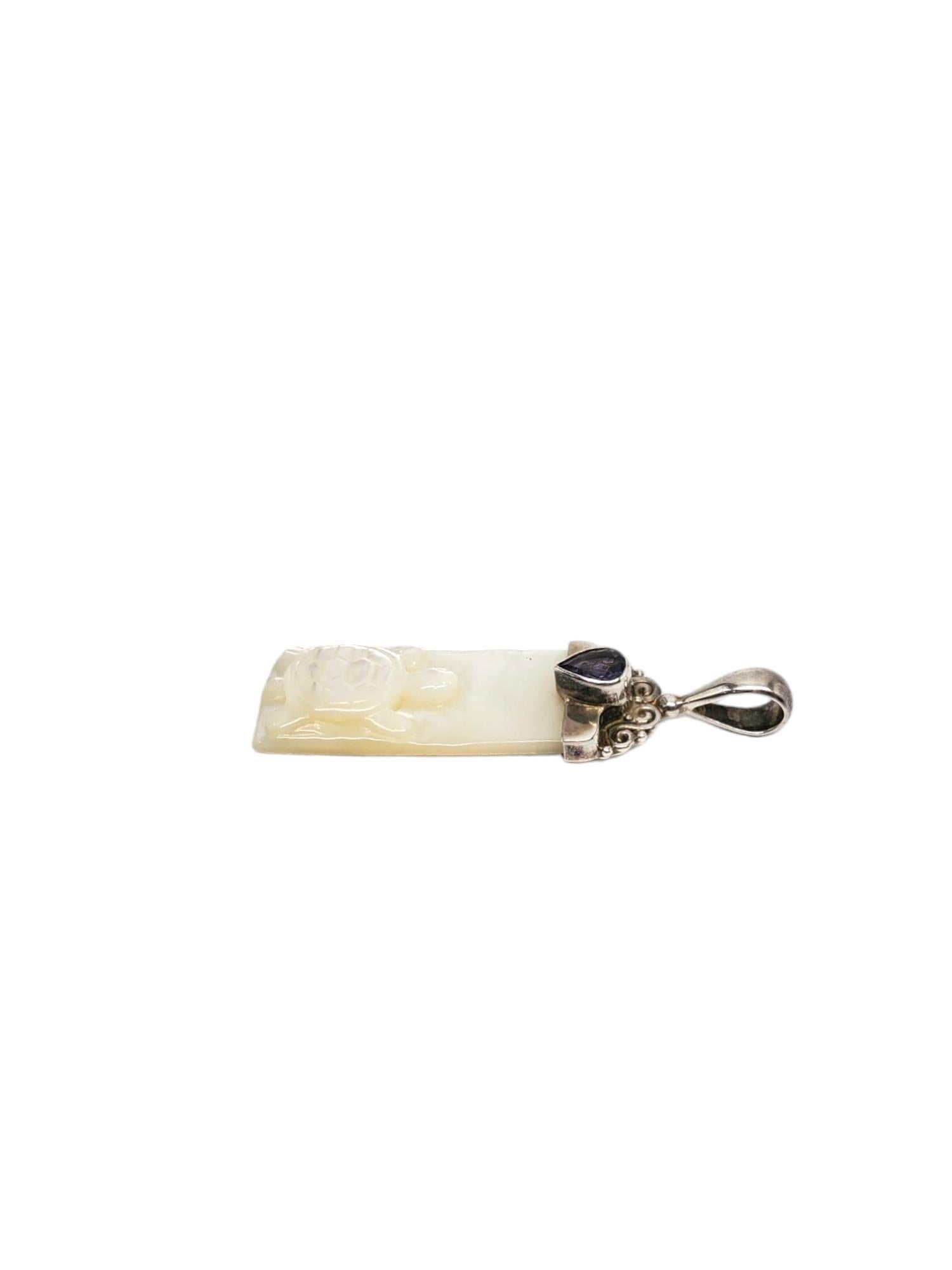 SAJEN Sterling Silver Mother Of Pearl Amethyst Turtle Pendant #17561 In Good Condition For Sale In Washington Depot, CT