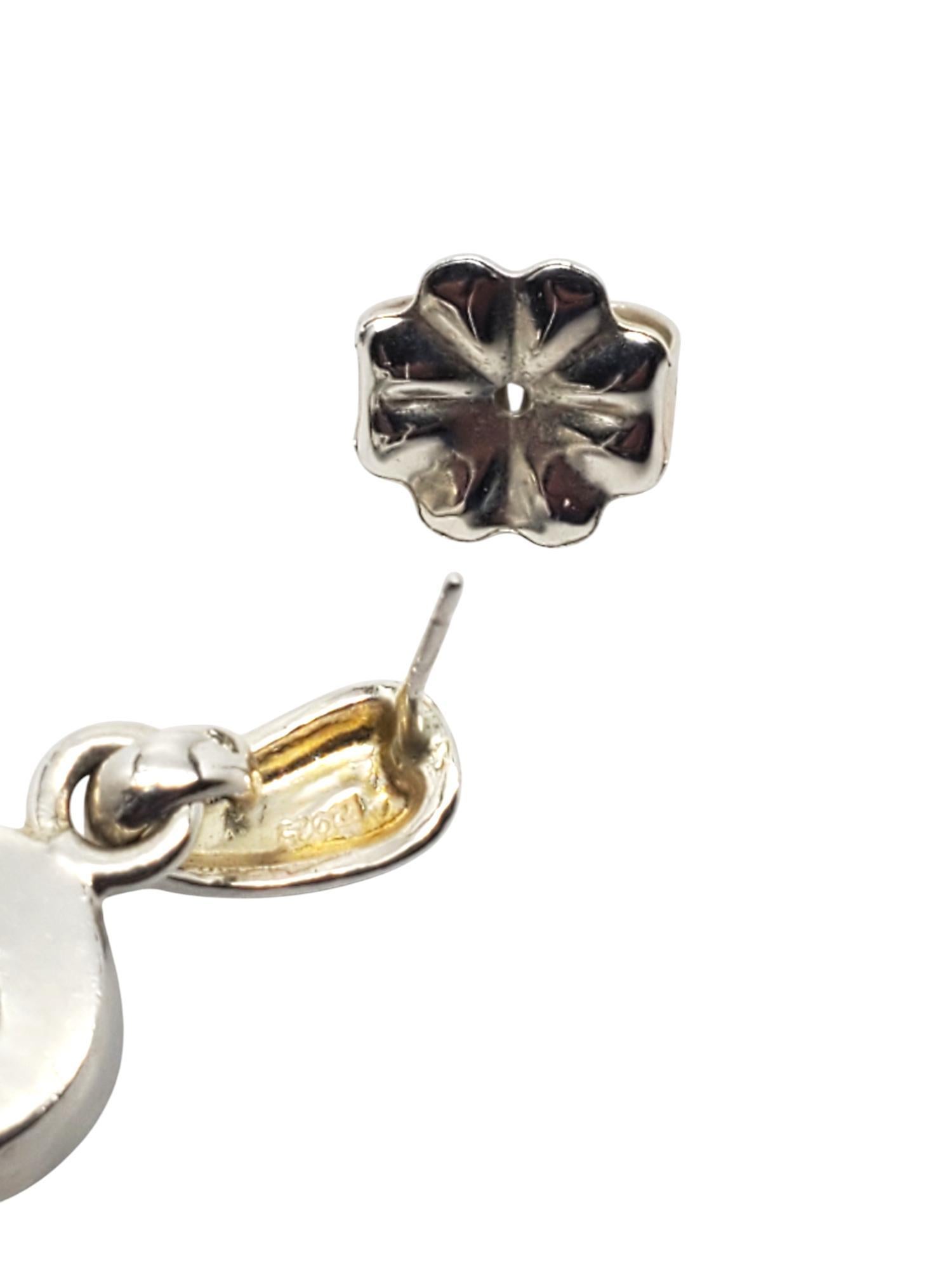 Taille poire Sajen, boucles d'oreilles pendantes en argent sterling et pierres précieuses en forme de poire #19525 en vente