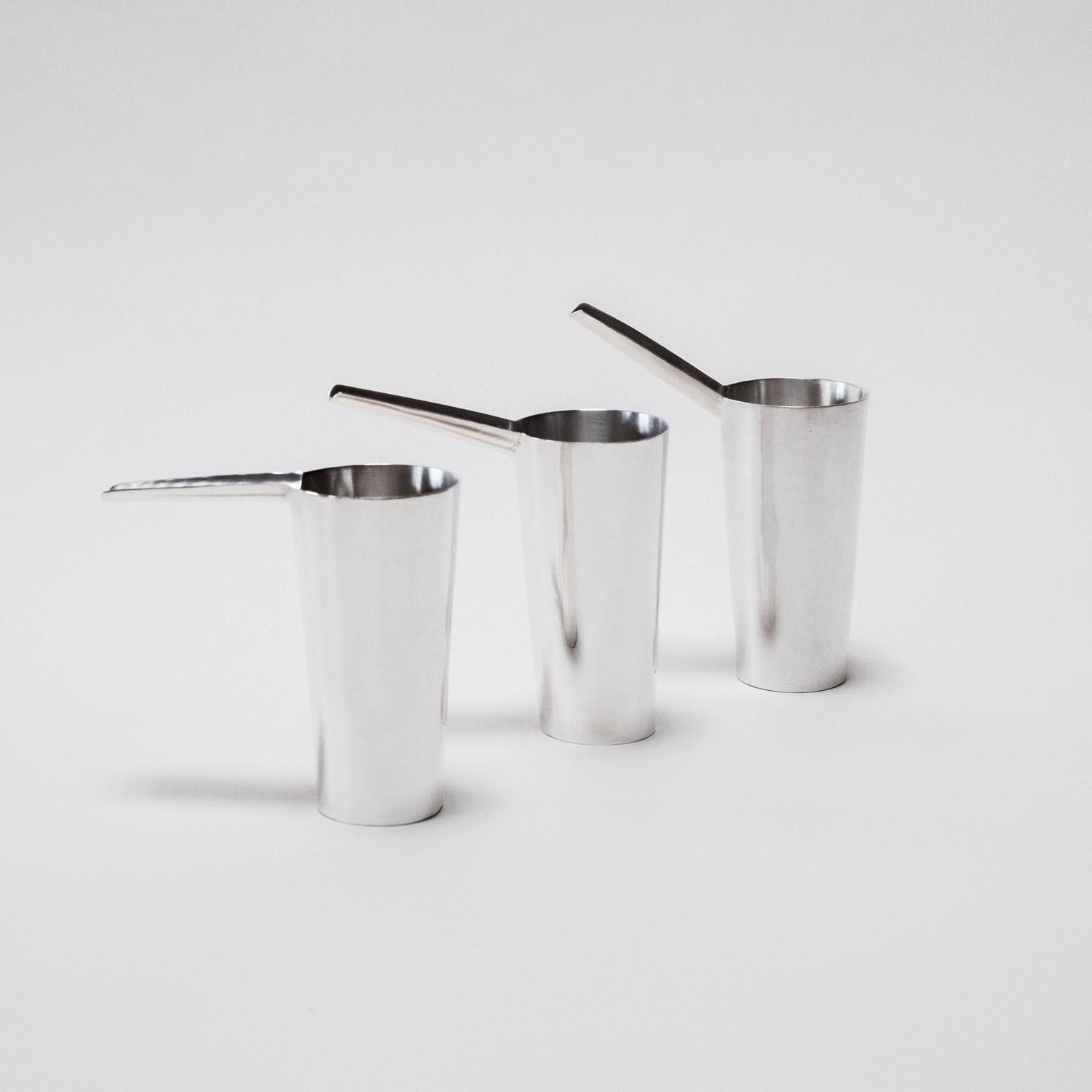 Sake Tampo, set di 3 tazze in argento di UMÉ Studio in vendita 1