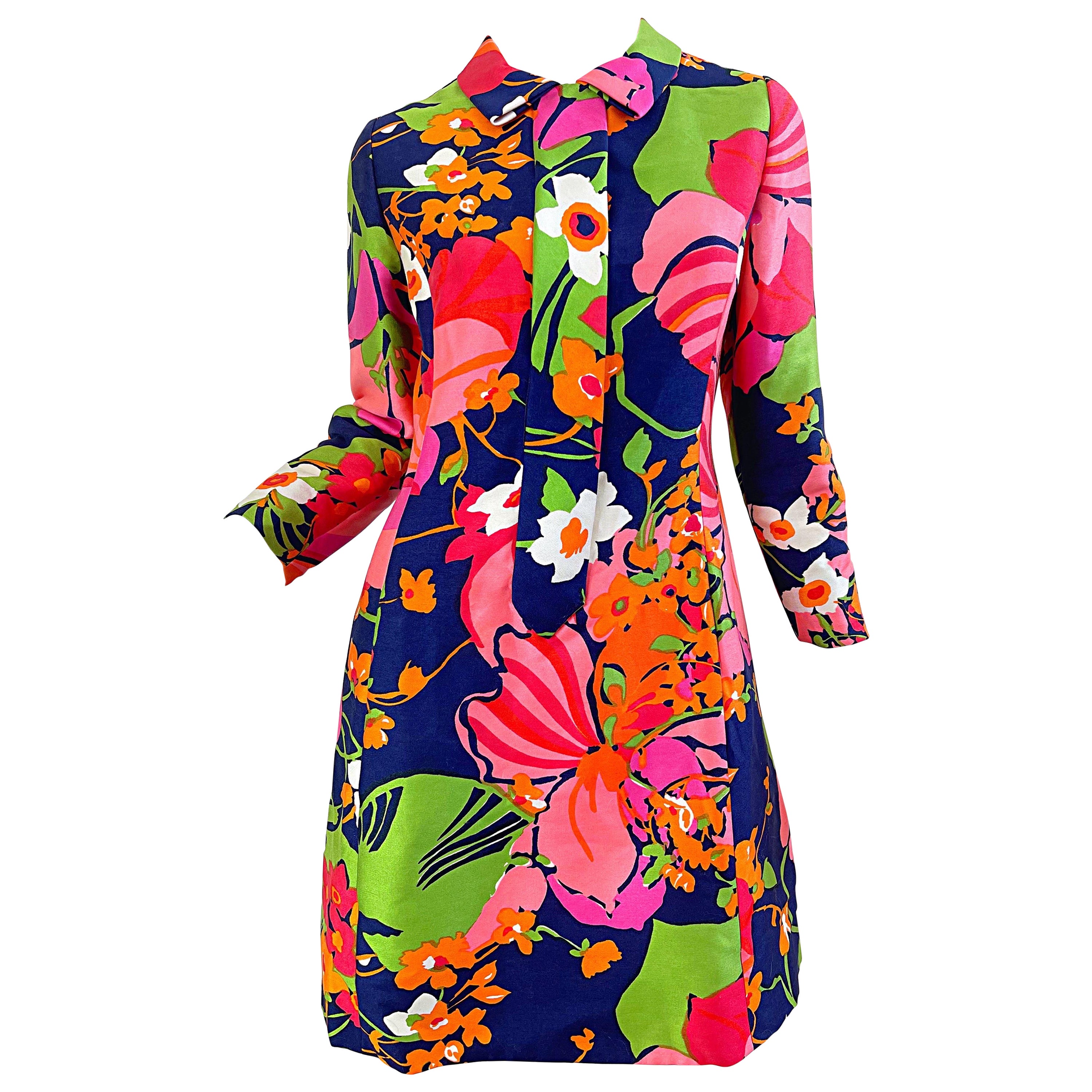 Saks 5th Avenue 1960s Mod Retro Abstract Flower Print Vintage 60s Silk Dress