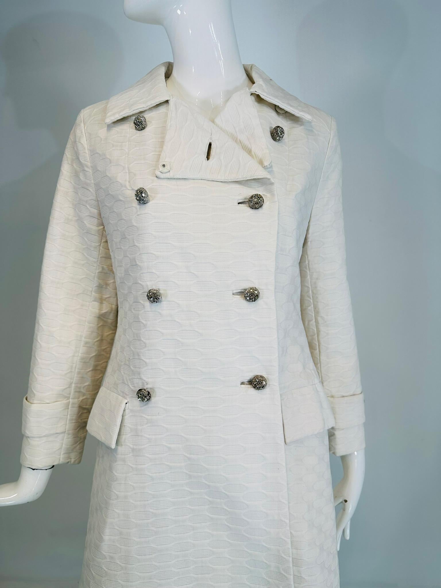 Saks Fifth Avenue 1970s White Cotton Jacquard Double Breasted Evening Coat 6 For Sale 7