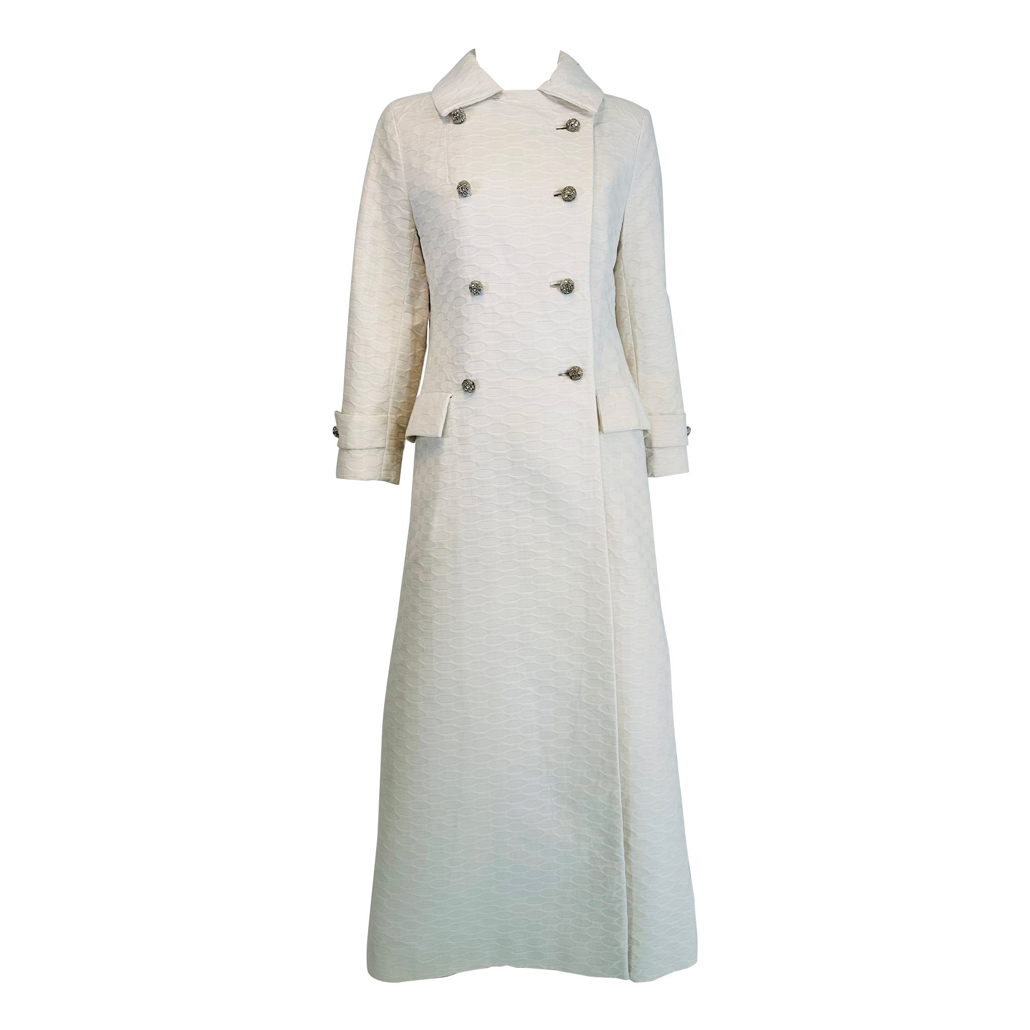 Saks Fifth Avenue Abrigo de noche con doble botonadura en jacquard de algodón blanco de los años 70 6