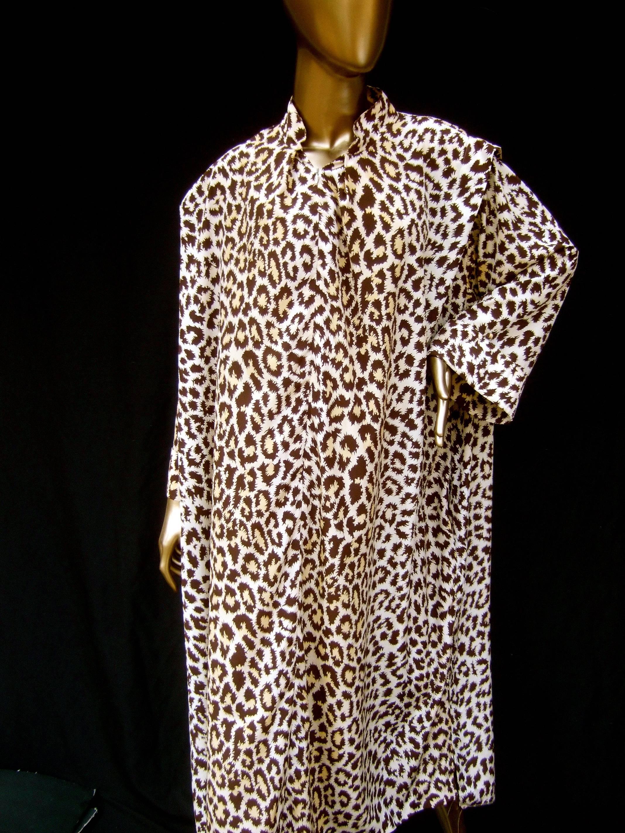 Saks Fifth Avenue Animal Print Lounge Gown for Mollie Parnis circa 1970s 14