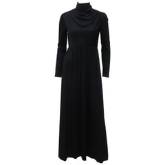 Saks Fifth Avenue - Robe longue en jersey noir:: vers 1970