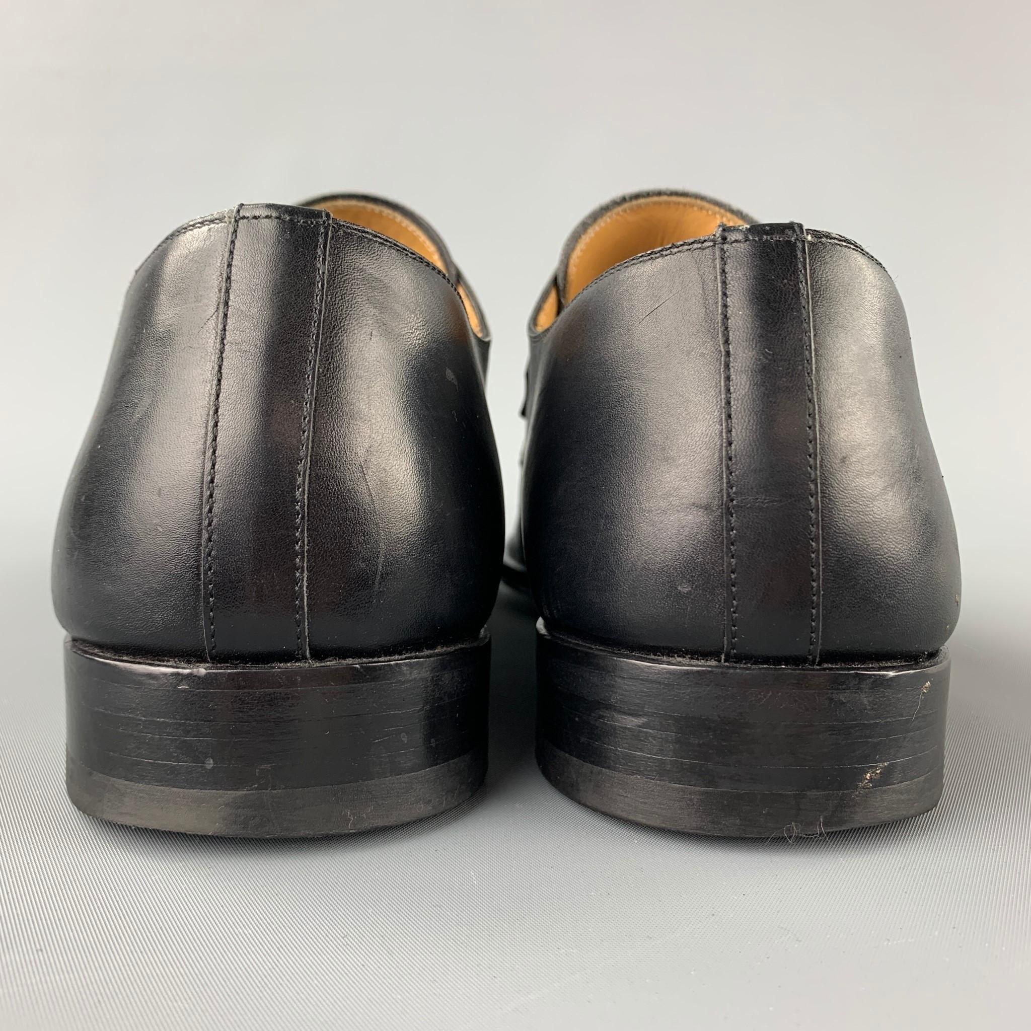 SAKS FIFTH AVENUE von MAGNANNI Schwarze gelochte Lederloafers mit Perforation 1
