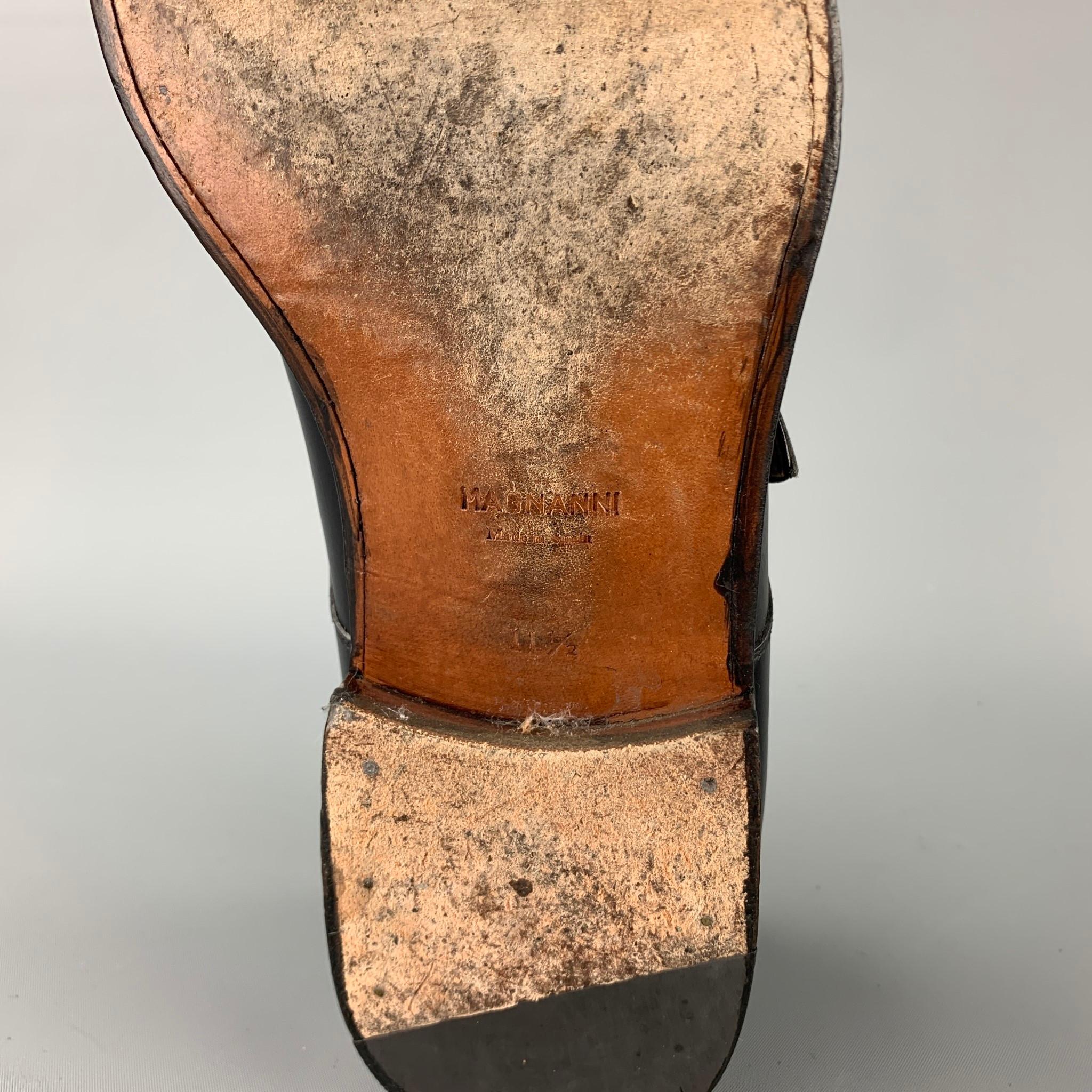 SAKS FIFTH AVENUE von MAGNANNI Schwarze gelochte Lederloafers mit Perforation 4