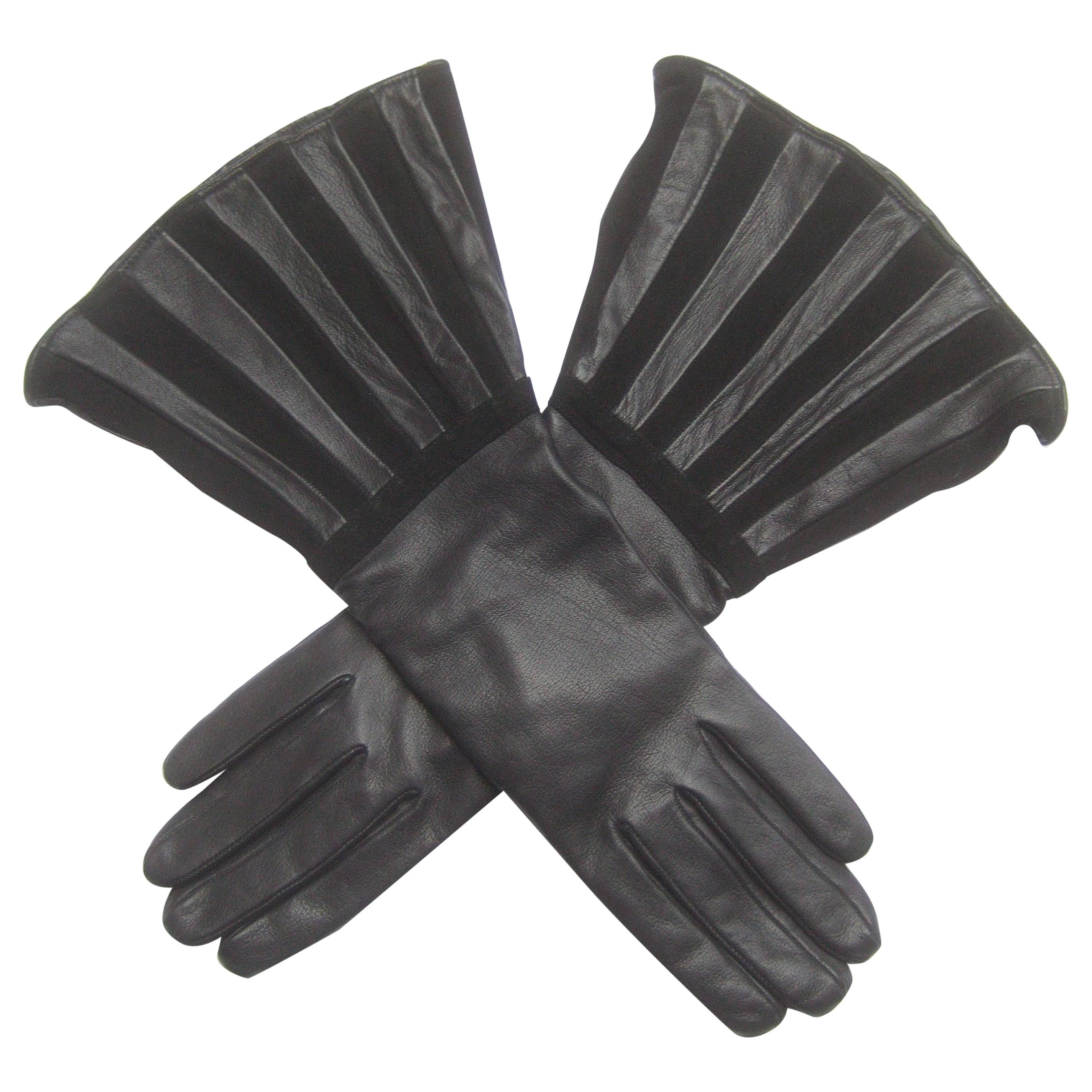 Saks Fifth Avenue Chic Avant-Garde Black Leather & Suede Trim Gloves c 1980s