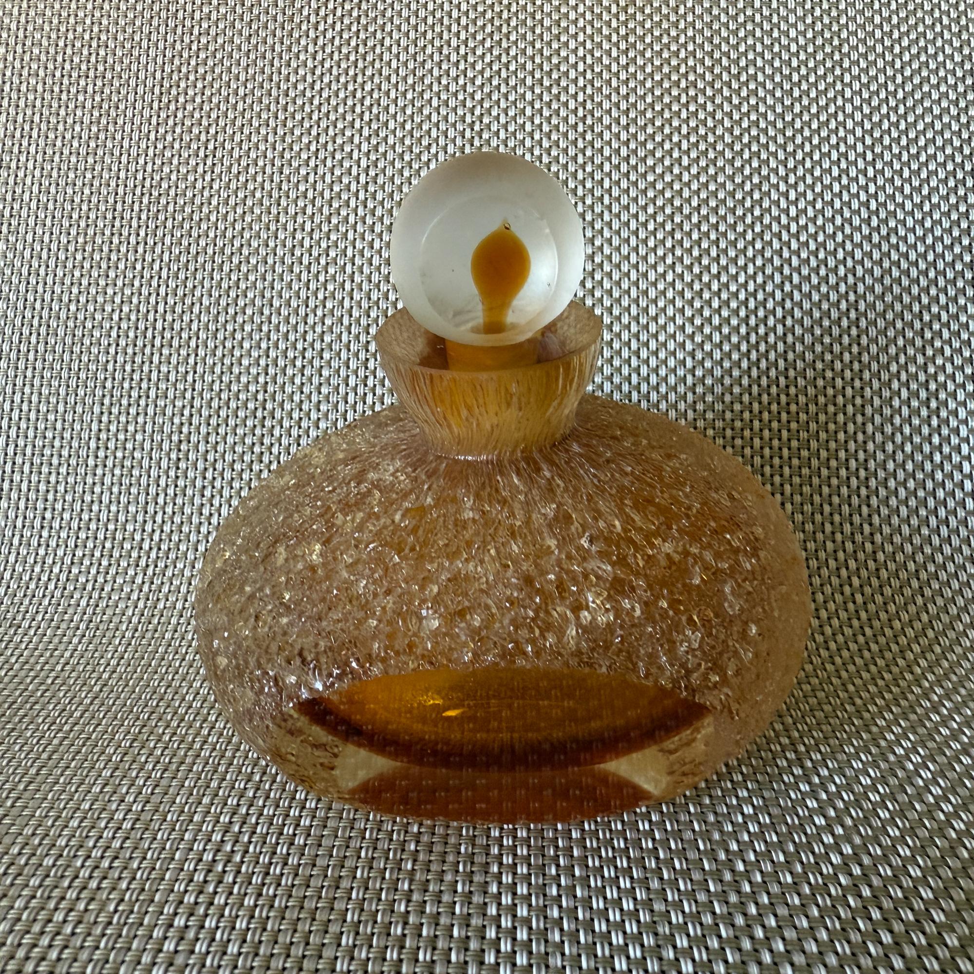 Mid-Century moderno For Saks Fifth Avenue Bottiglia di profumo in cristallo oro e ambra in vetro strutturato di Murano in vendita