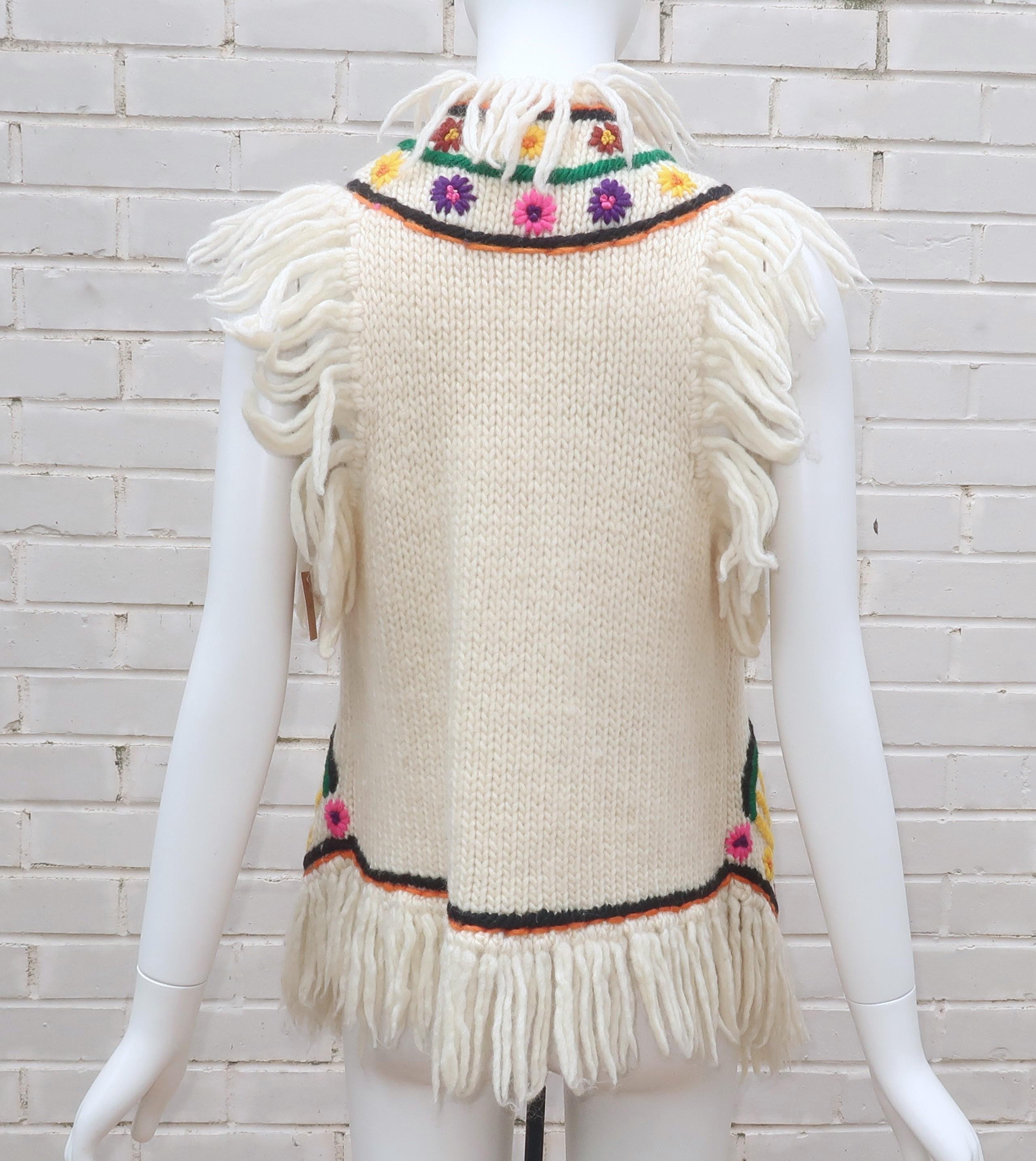 SAKS FIFTH AVENUE Hand Made Bohemian Wool Fringe Sweater Vest, 1960's For Sale 3