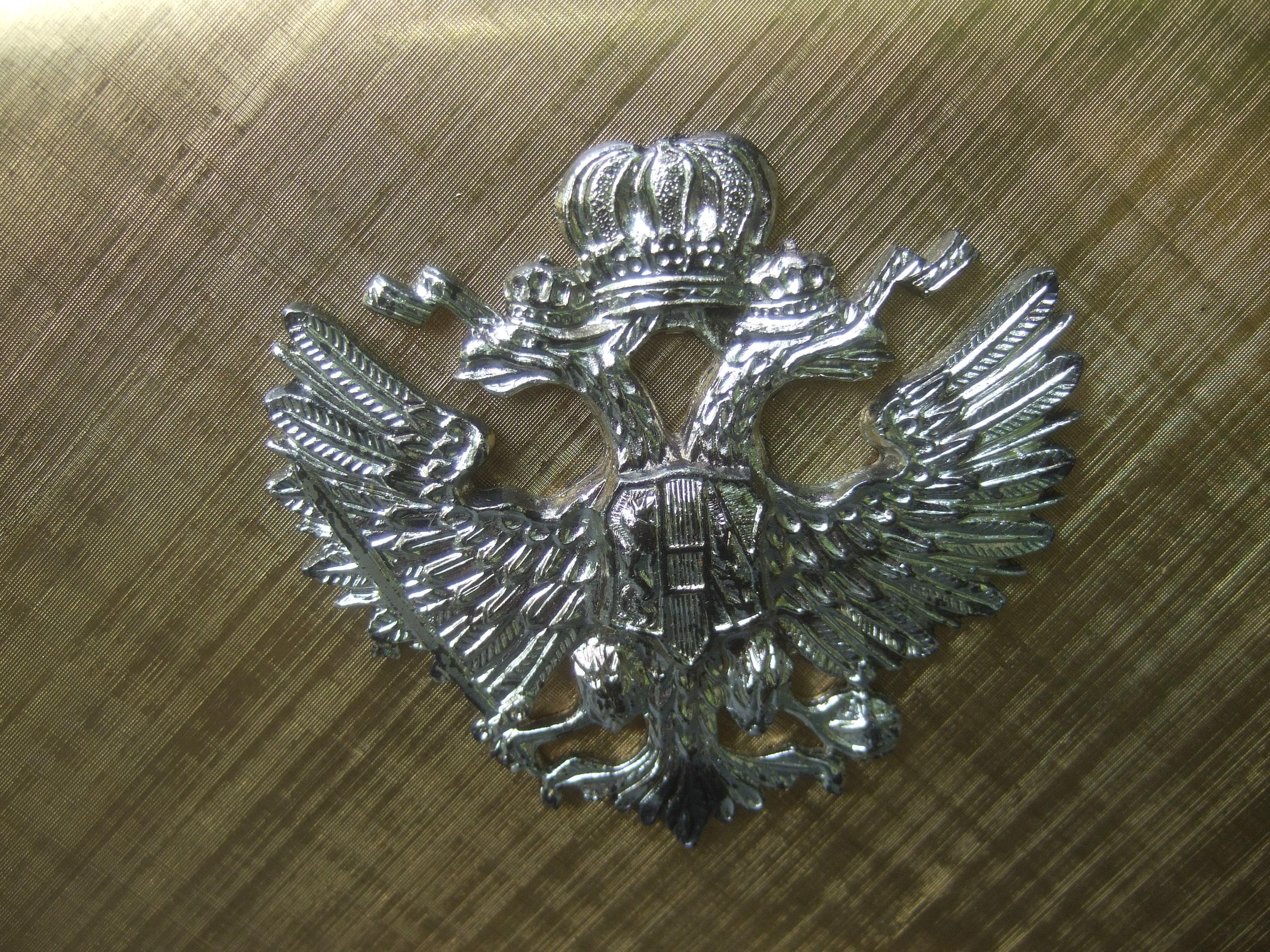 Women's Saks Fifth Avenue Italian Gilt Metal Eagle Emblem Leather Shoulder Bag c 1970s