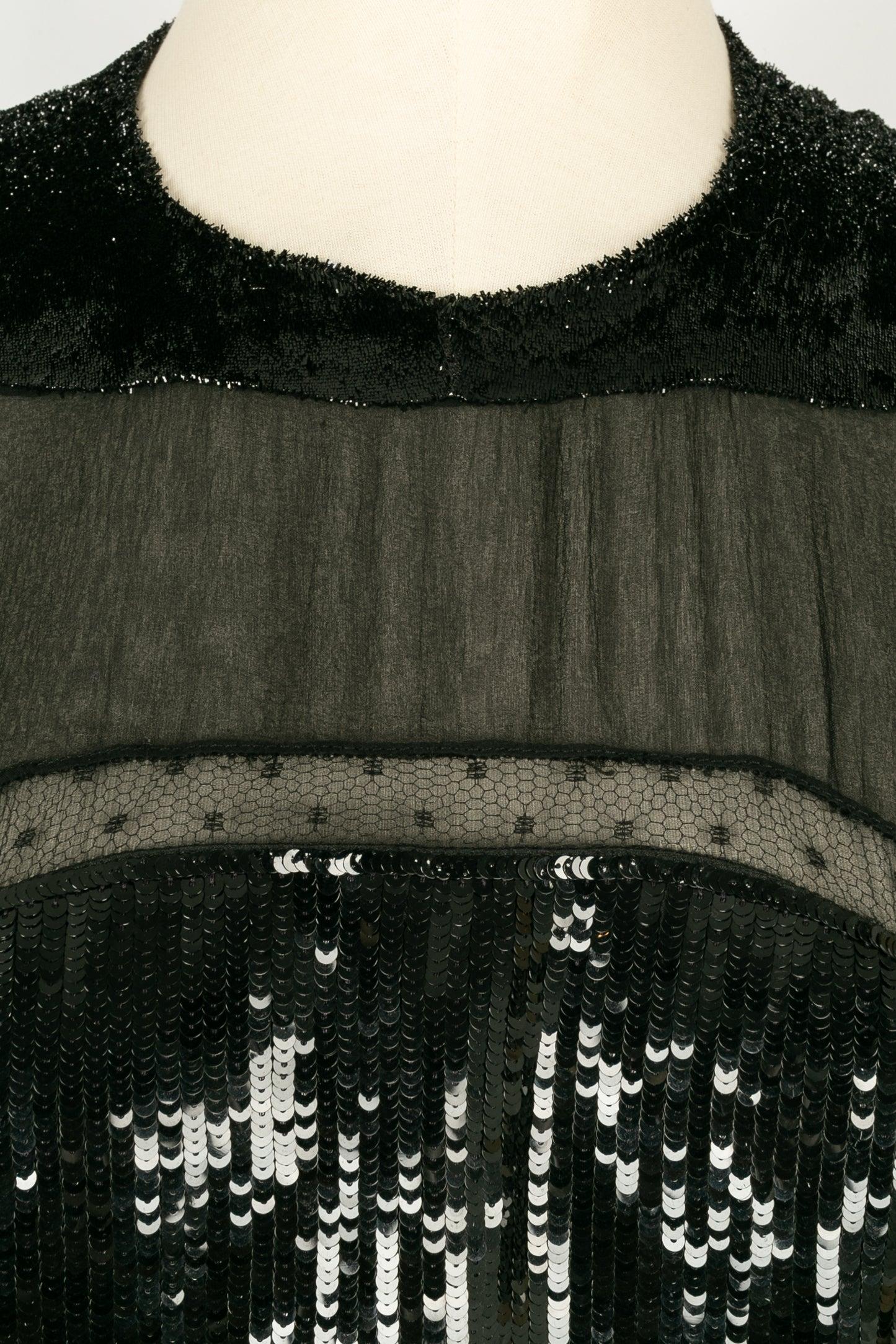 Saks Fifth Avenue - Robe de soirée noire à manches longues en mousseline de soie et velours en vente 1