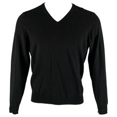 SAKS Fifth Avenue Taille M Pull col V en cachemire noir SAKS Fifth Avenue Taille M Pull col V en cachemire noir