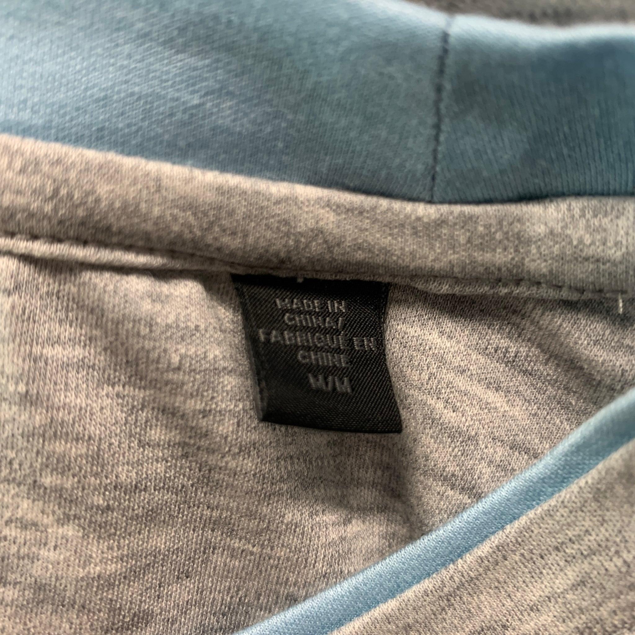 SAKS FIFTH AVENUE Taille M Grey Blue Heather Lyocell T-shirt à manches longues en vente 1