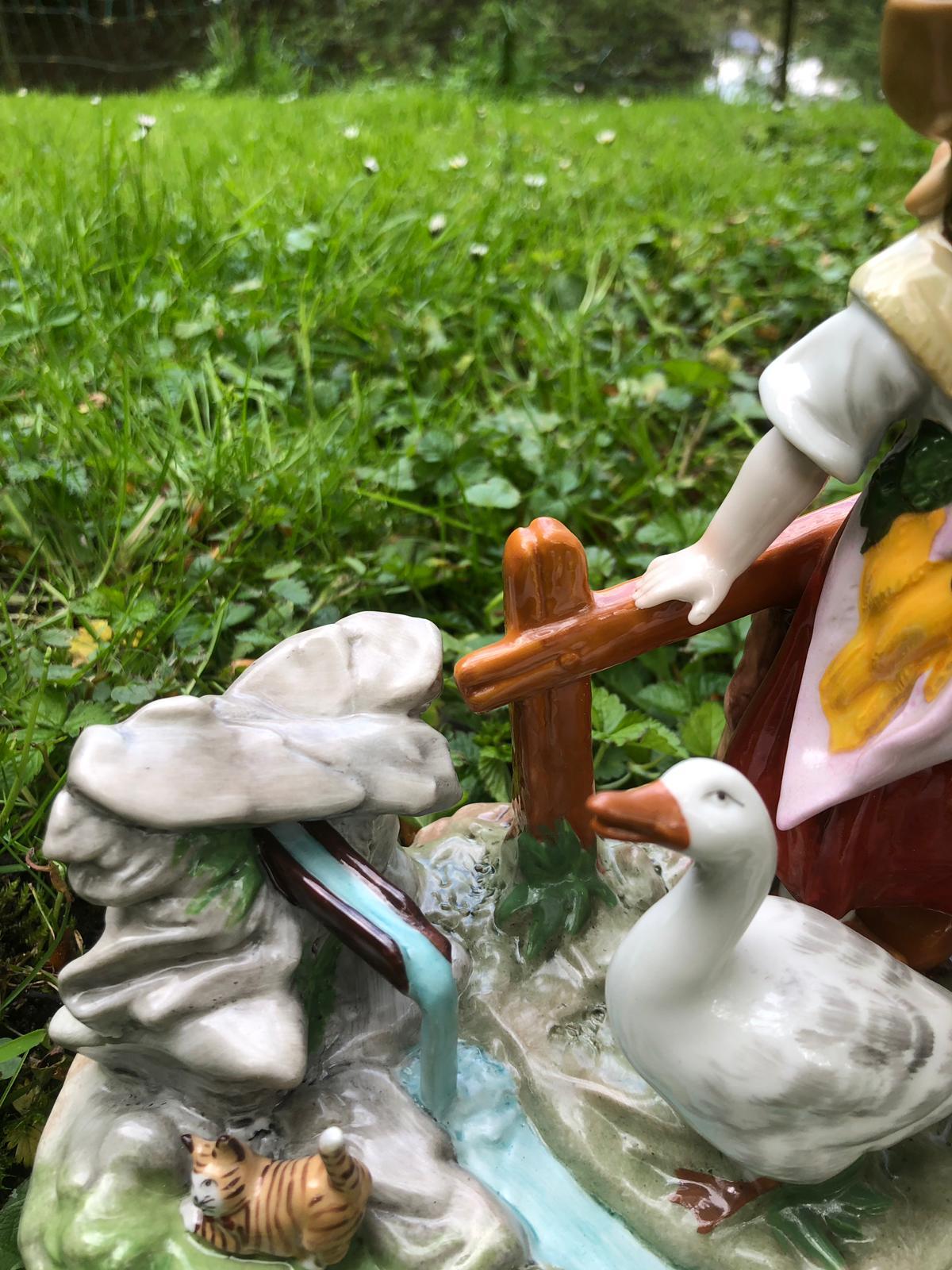 Saksisch Dresden Porcelain 'The Goose Herder', before 1989 For Sale 7
