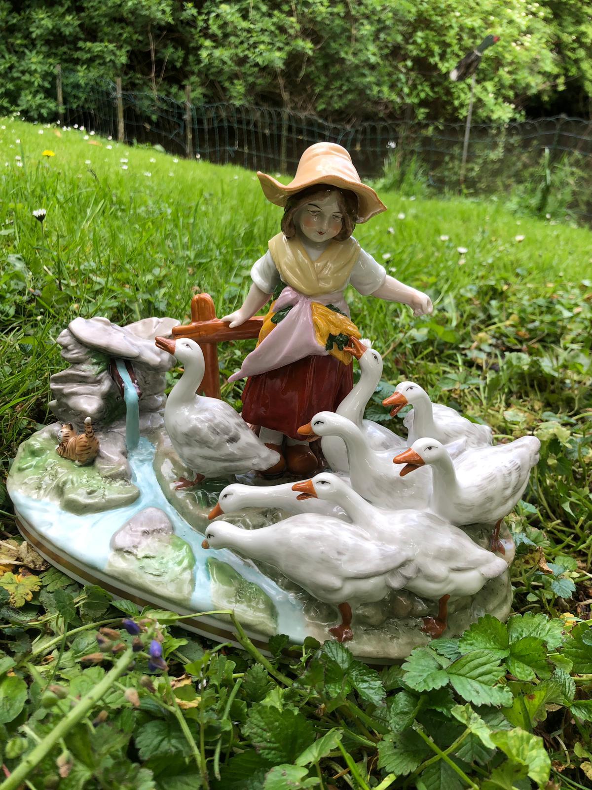 Saksisch Dresden Porcelain 'The Goose Herder', before 1989 For Sale 2