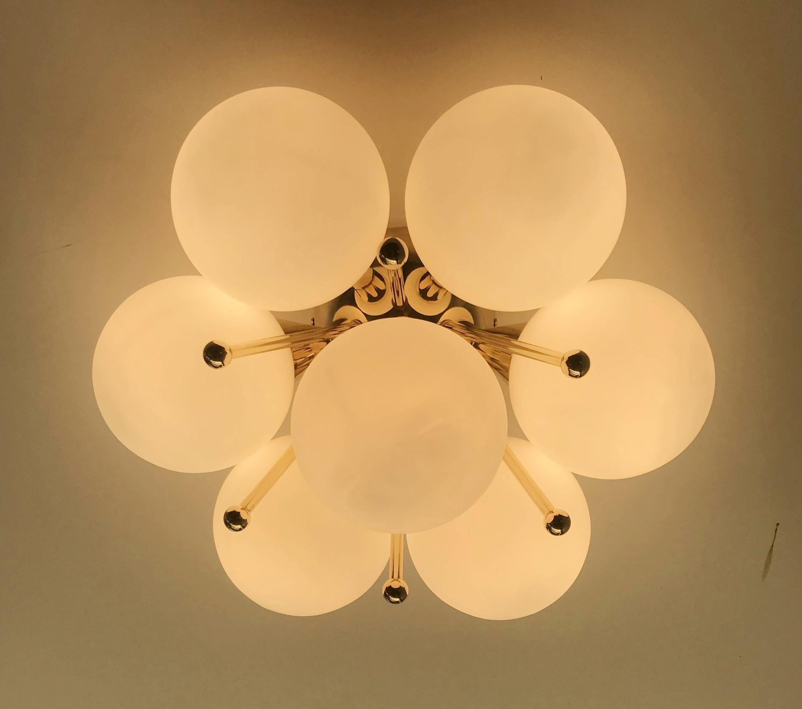 Sakura Flush Mount / Sconce by Fabio Ltd Neuf - En vente à Los Angeles, CA
