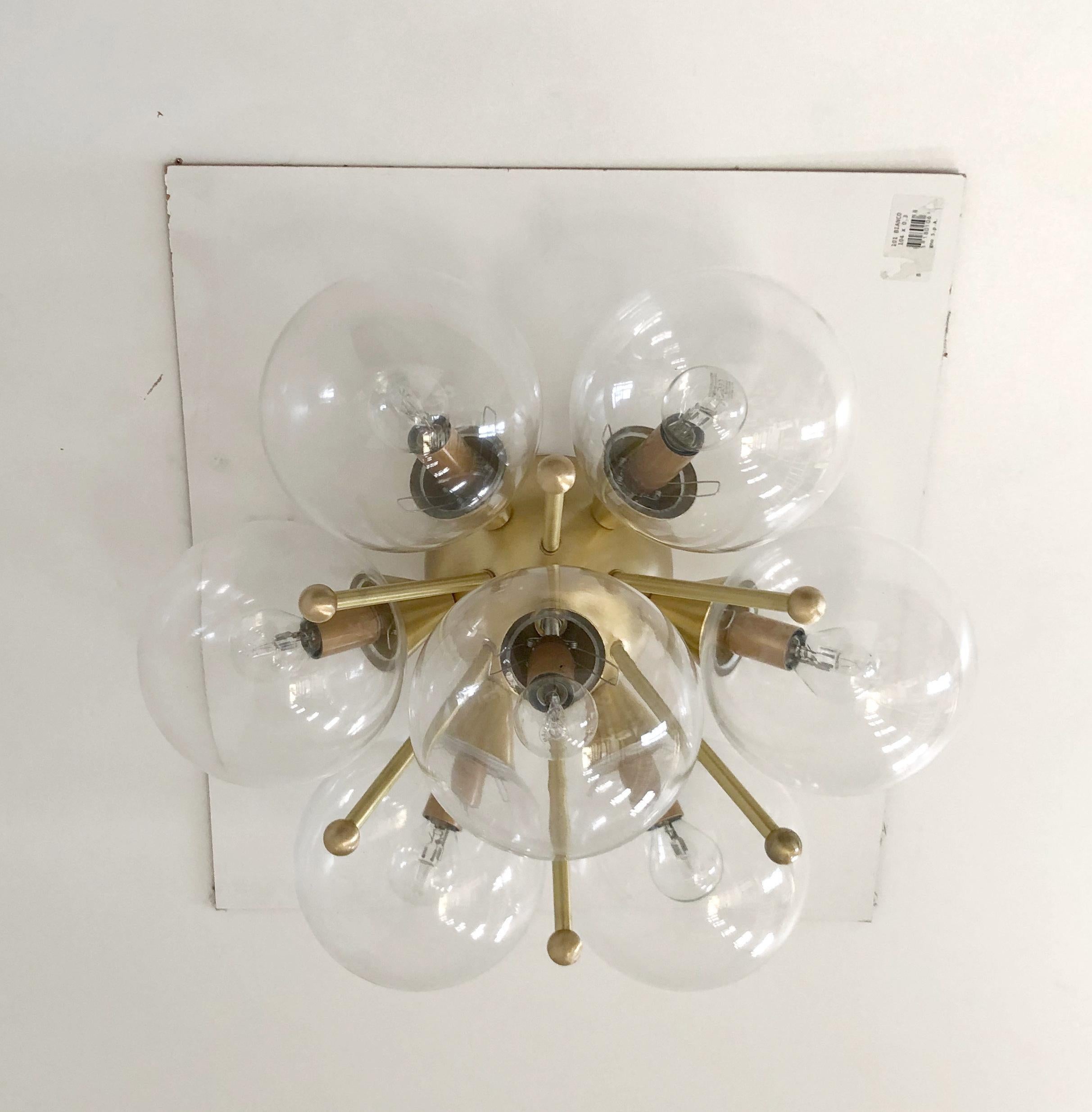 XXIe siècle et contemporain Applique/Monture encastrée Sakura de Fabio Ltd en vente