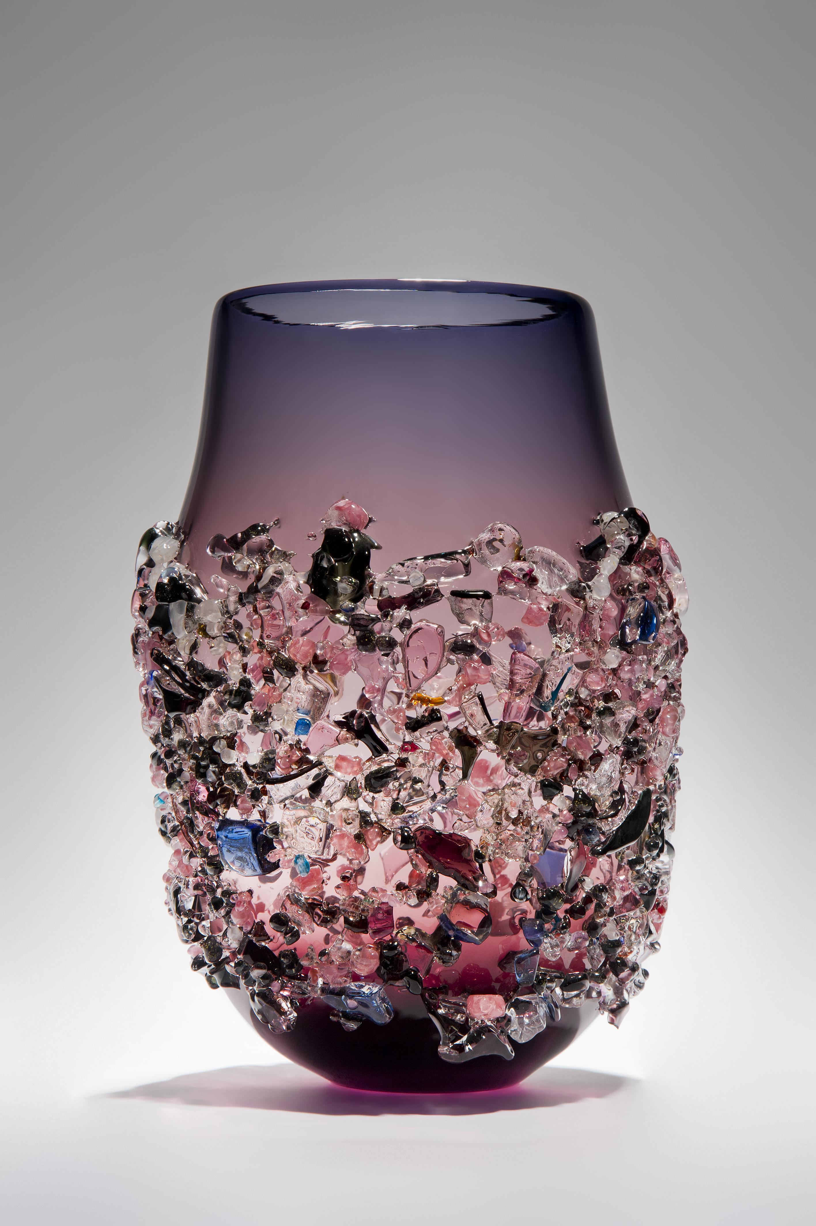 Sakura IV, a unique glass vase in purple with mixed colours by Maarten Vrolijk