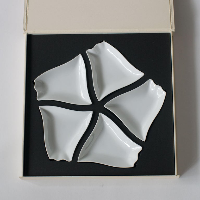 Contemporary Sakura Set of Five Small Plates Sergio Asti Made in Japan For Sale