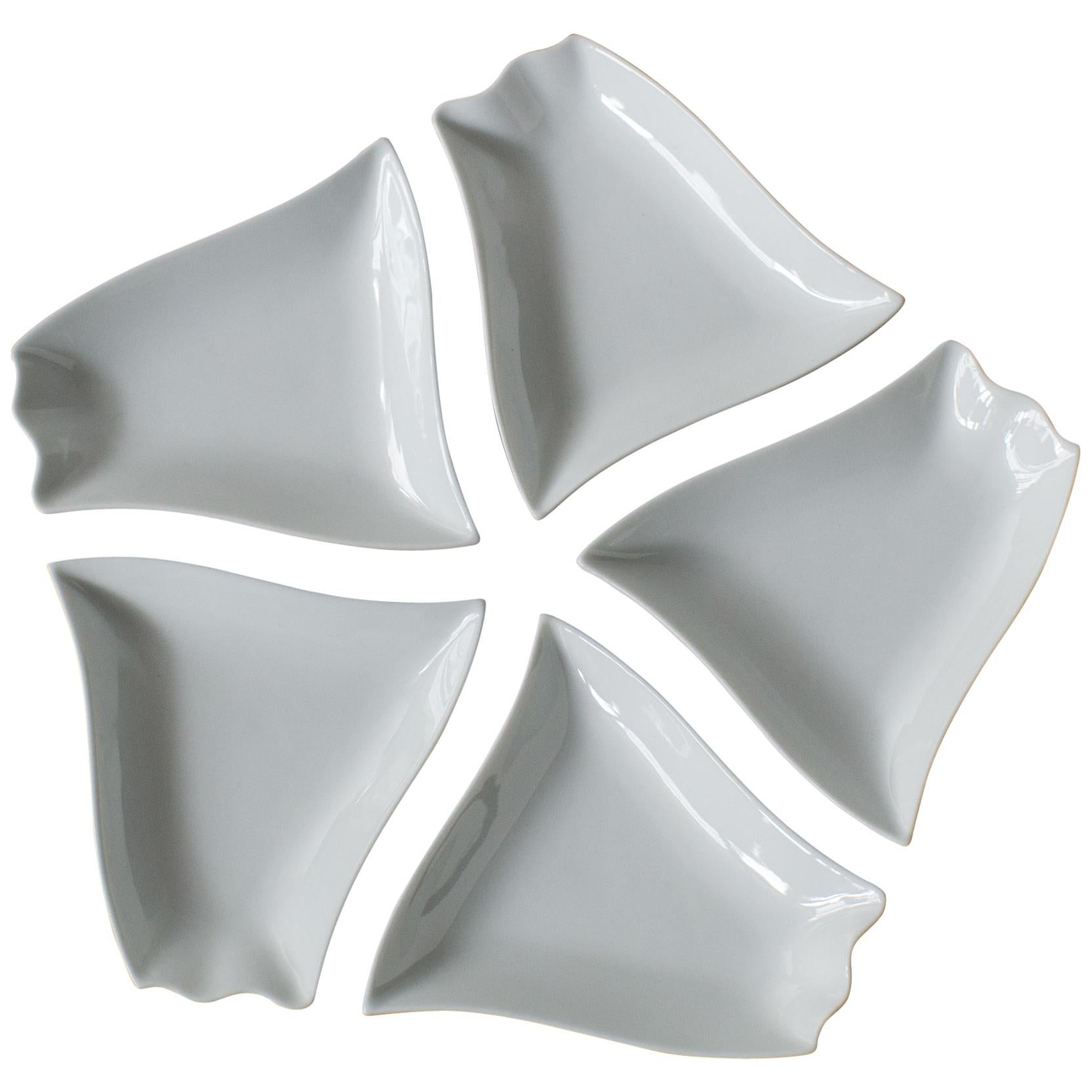 Antique and Vintage Glass, Ceramics and Serveware 67,749 For Sale at