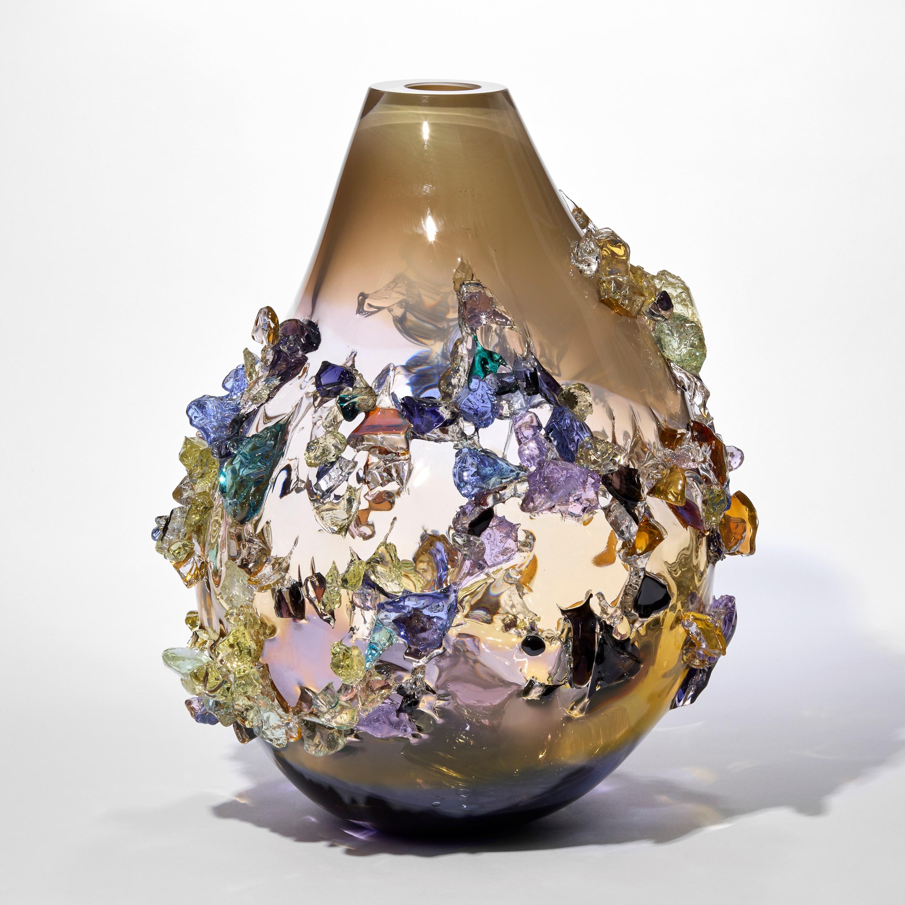 Néerlandais Vase sculptural Sakura TRP23003, bronze et violet soufflé à la main par Maarten Vrolijk en vente