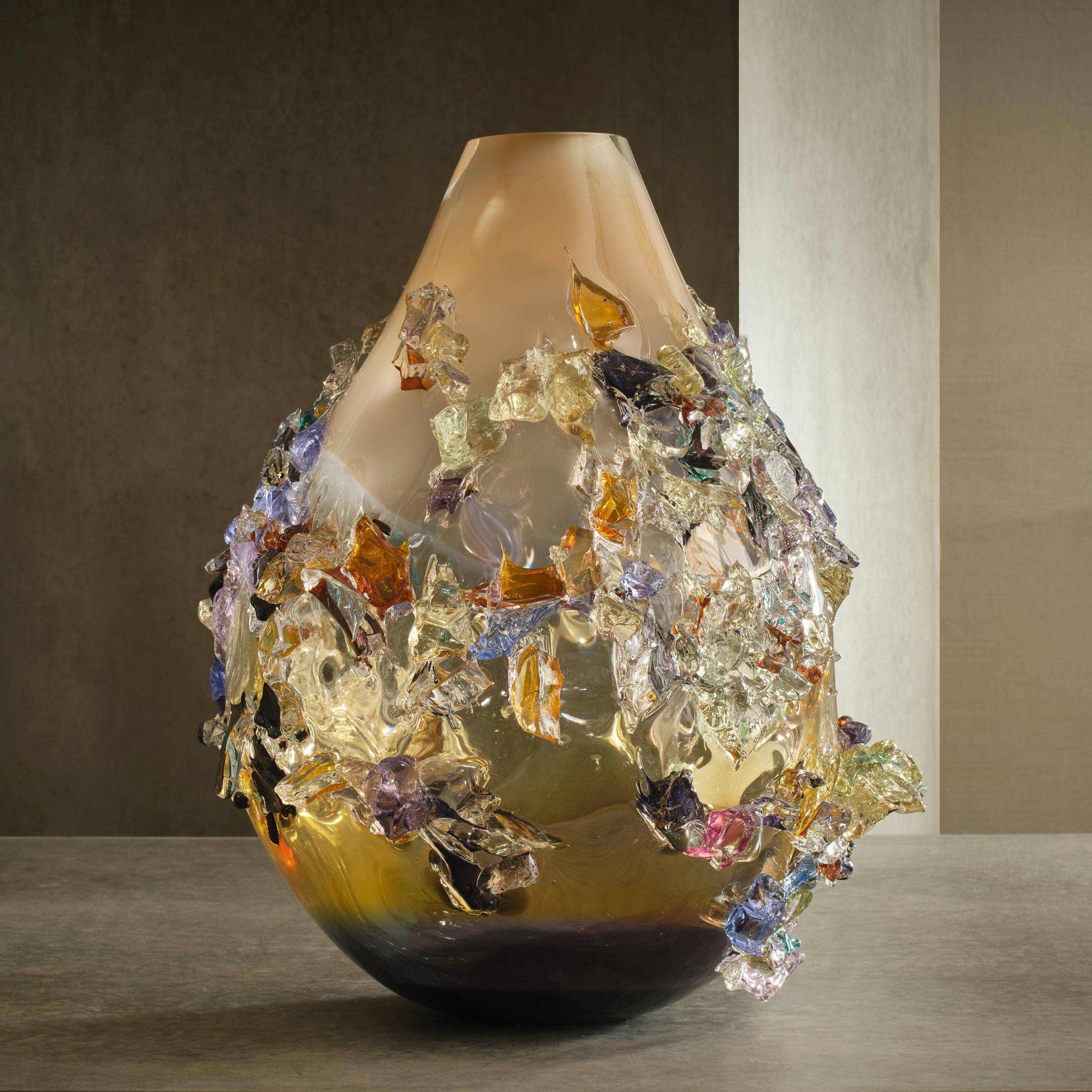 Vase sculptural Sakura TRP23003, bronze et violet soufflé à la main par Maarten Vrolijk Neuf - En vente à London, GB