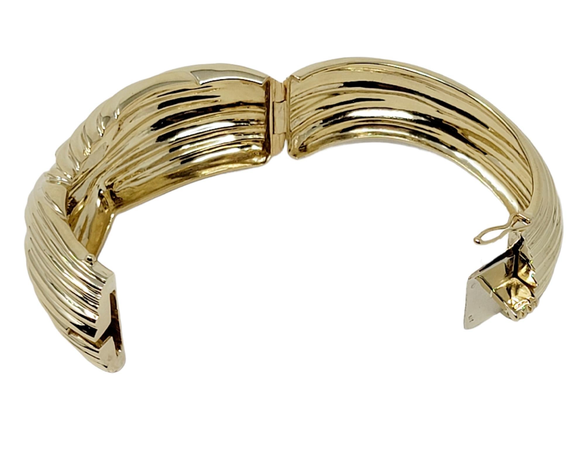 Sal Praschnik 14 Karat Yellow Gold Wide Textured Hinged Cuff Bracelet, 1985 For Sale 4