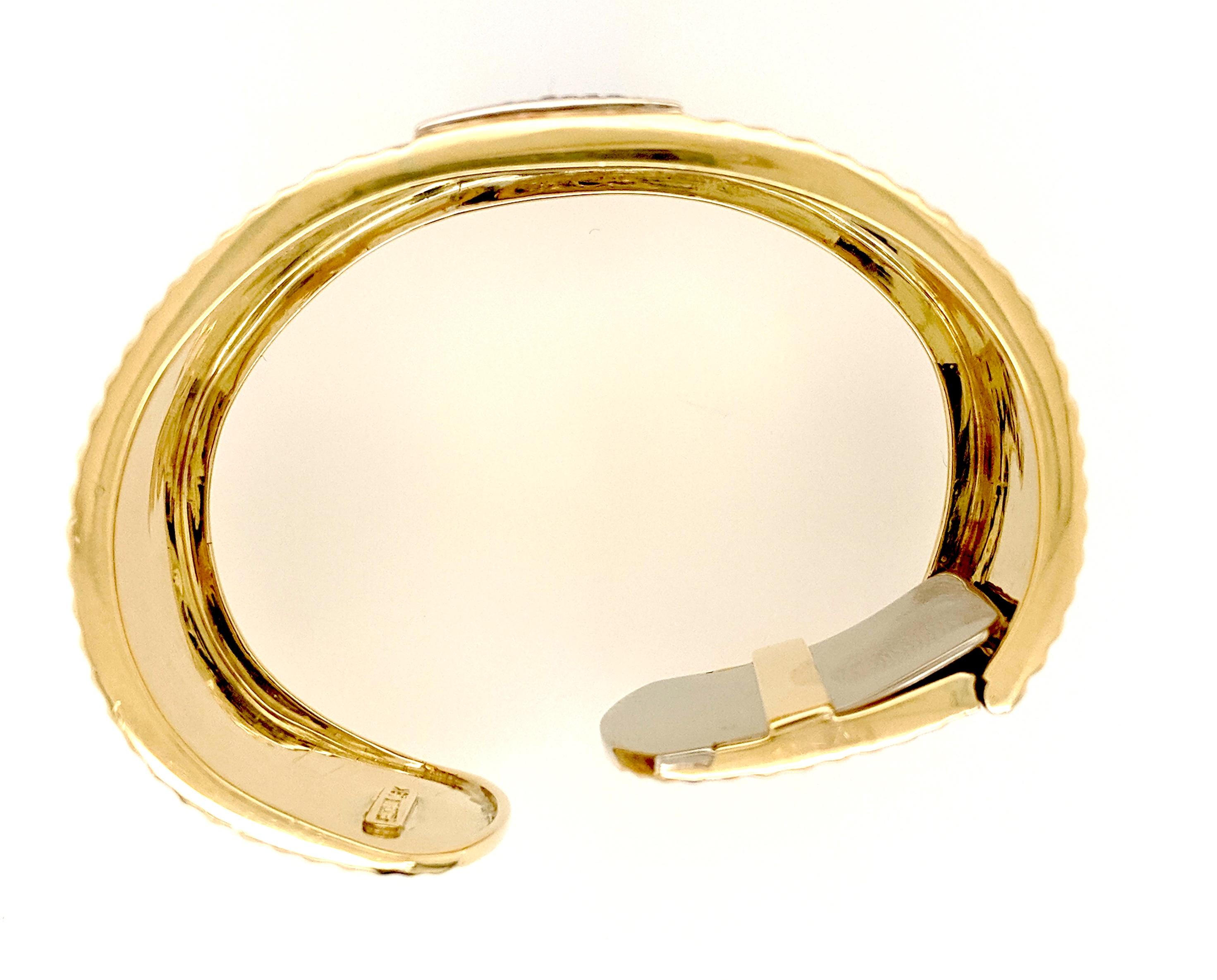 Bracelet manchette Sal Praschnik en or jaune 18 carats et diamants Pour femmes en vente