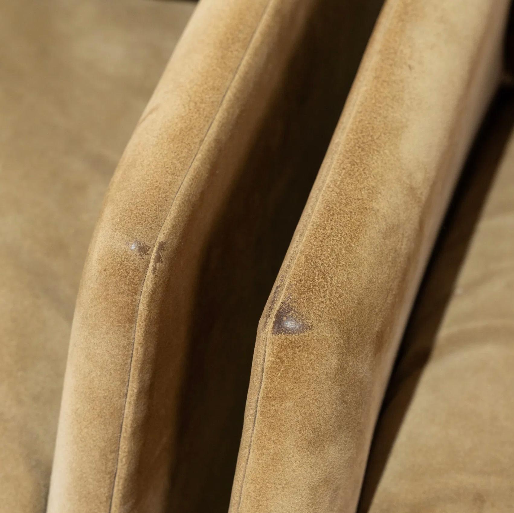 Saladino Villa Dining Chairs in Suede - Set of 6 In Good Condition For Sale In New York, NY