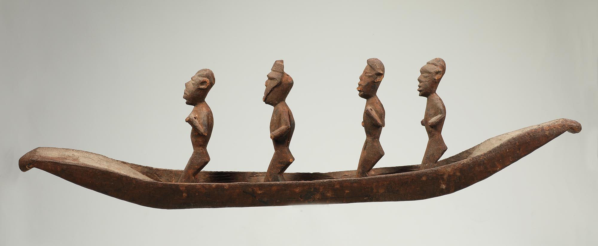 Salampasu Ritual Wood Boat with Four Masked Figure & Attendants Congo In Fair Condition For Sale In Point Richmond, CA