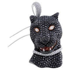 Salavetti Panther-Anhänger aus 18 Karat Weißgold mit schwarzem Diamanten