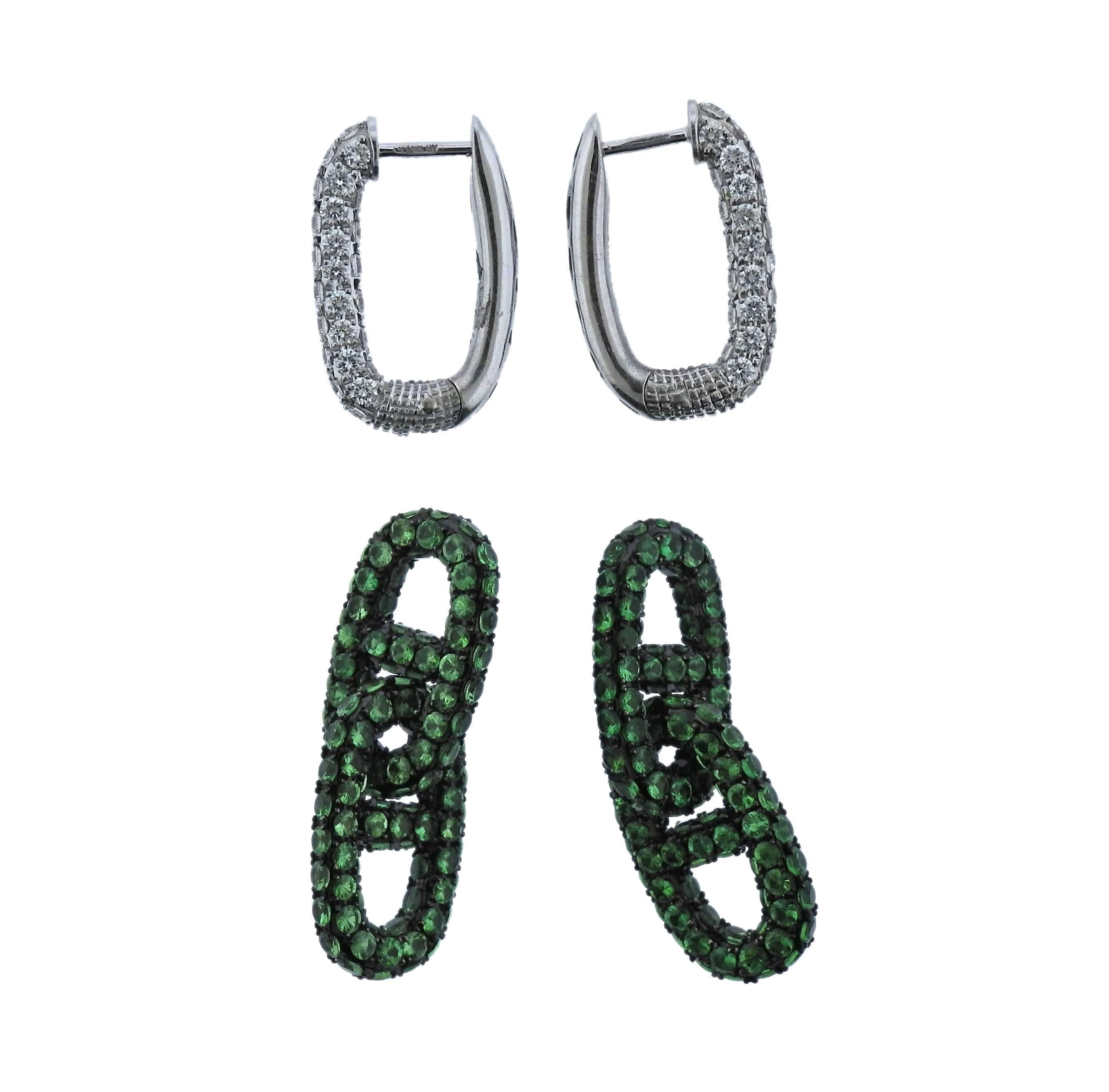 Salavetti Diamond Tsavorite Gold Day and Night Link Earrings In Excellent Condition In Lambertville, NJ