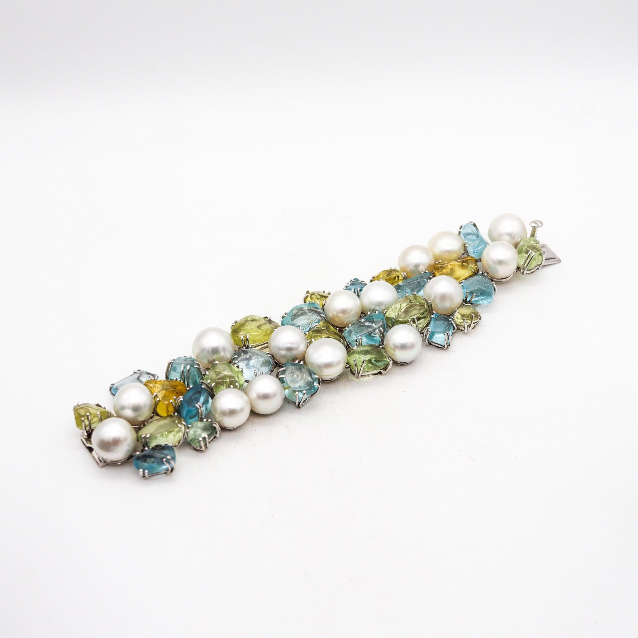 SALAVETTI Pearls Bracelet In 18Kt White Gold With 108 Ctw Aquamarines And Beryls In Excellent Condition For Sale In Miami, FL