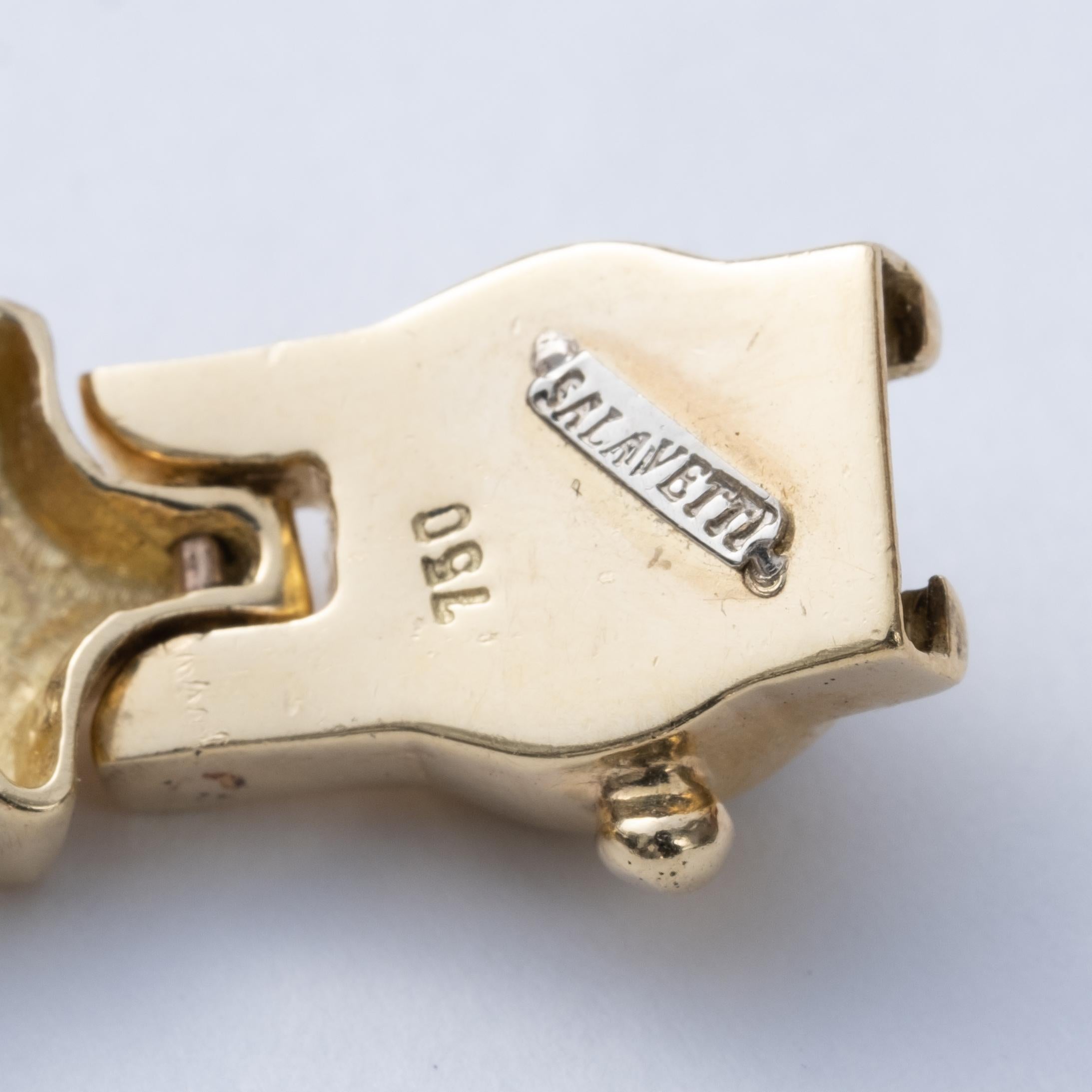 Salavetti Signiertes Armband aus 18 Karat Diamanten und Saphiren im Zustand „Gut“ in Kingston, NY