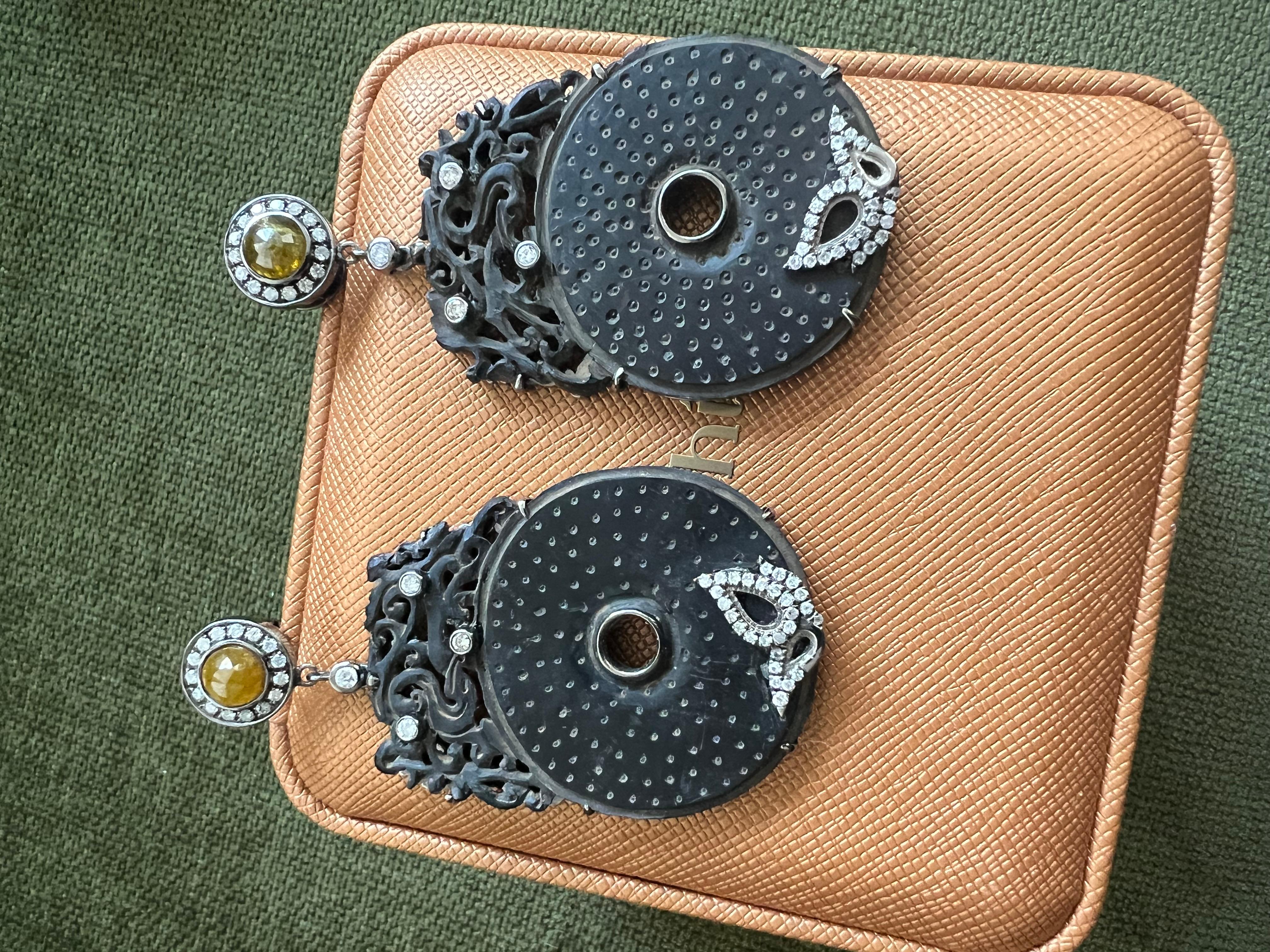 SALE Bochic “Noir” Black Carved Vintage Jet & Diamond Earrings, Set in 18K Gold For Sale 8