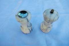 Sale e pepe in marmo